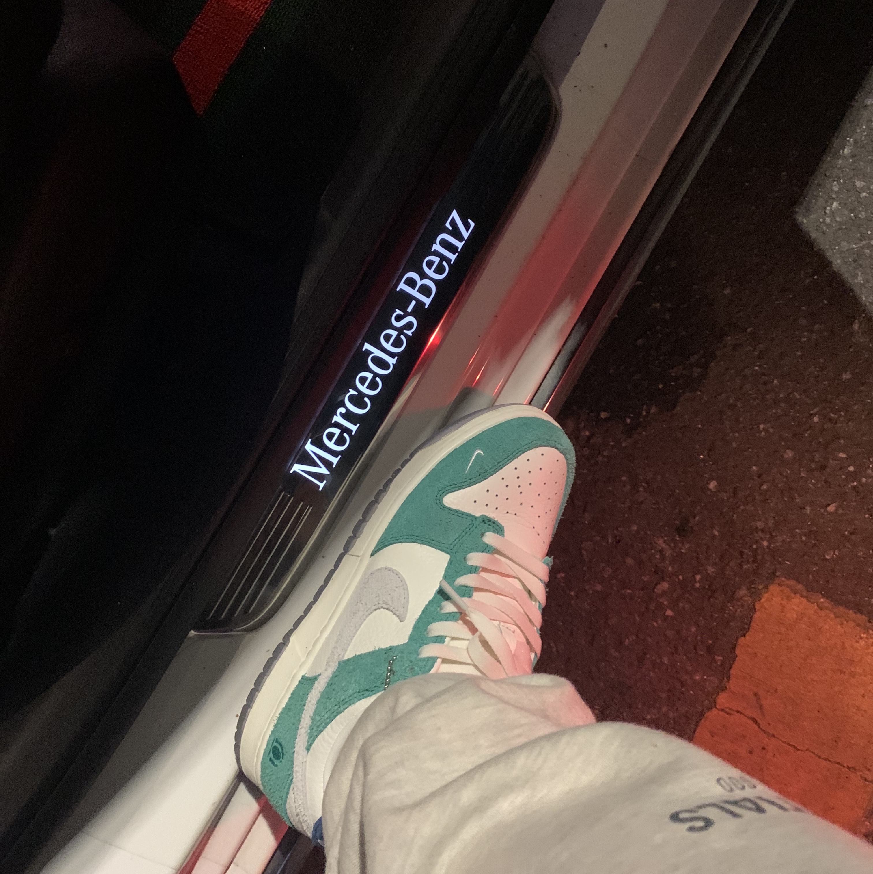 Nike x Kasina Dunk Low Road Sign - Kasina Exclusive 착용 스타일