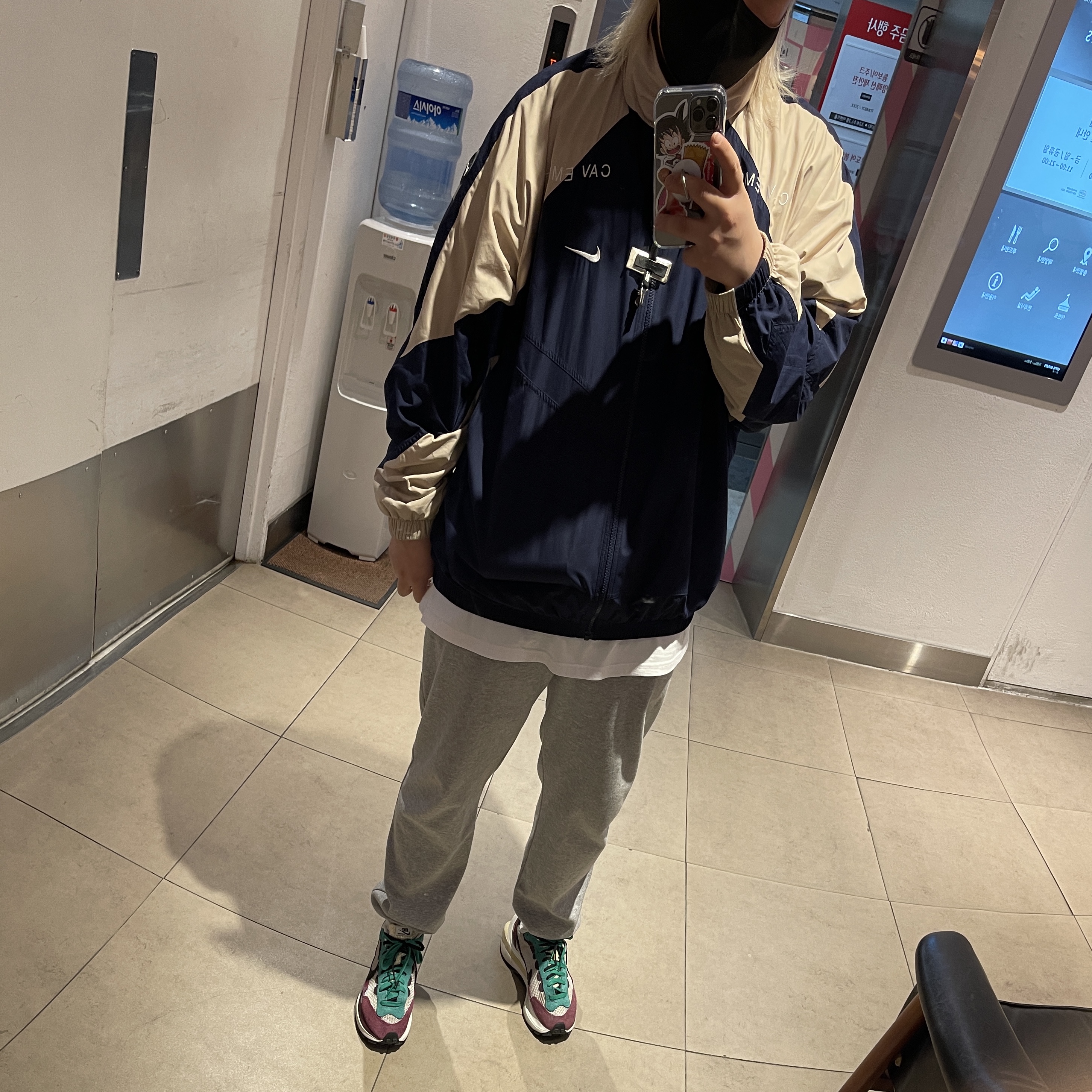 Nike x Cav Empt Track Jacket Navy, Nike x Sacai VaporWaffle String & Black Villain Red 착용 스타일