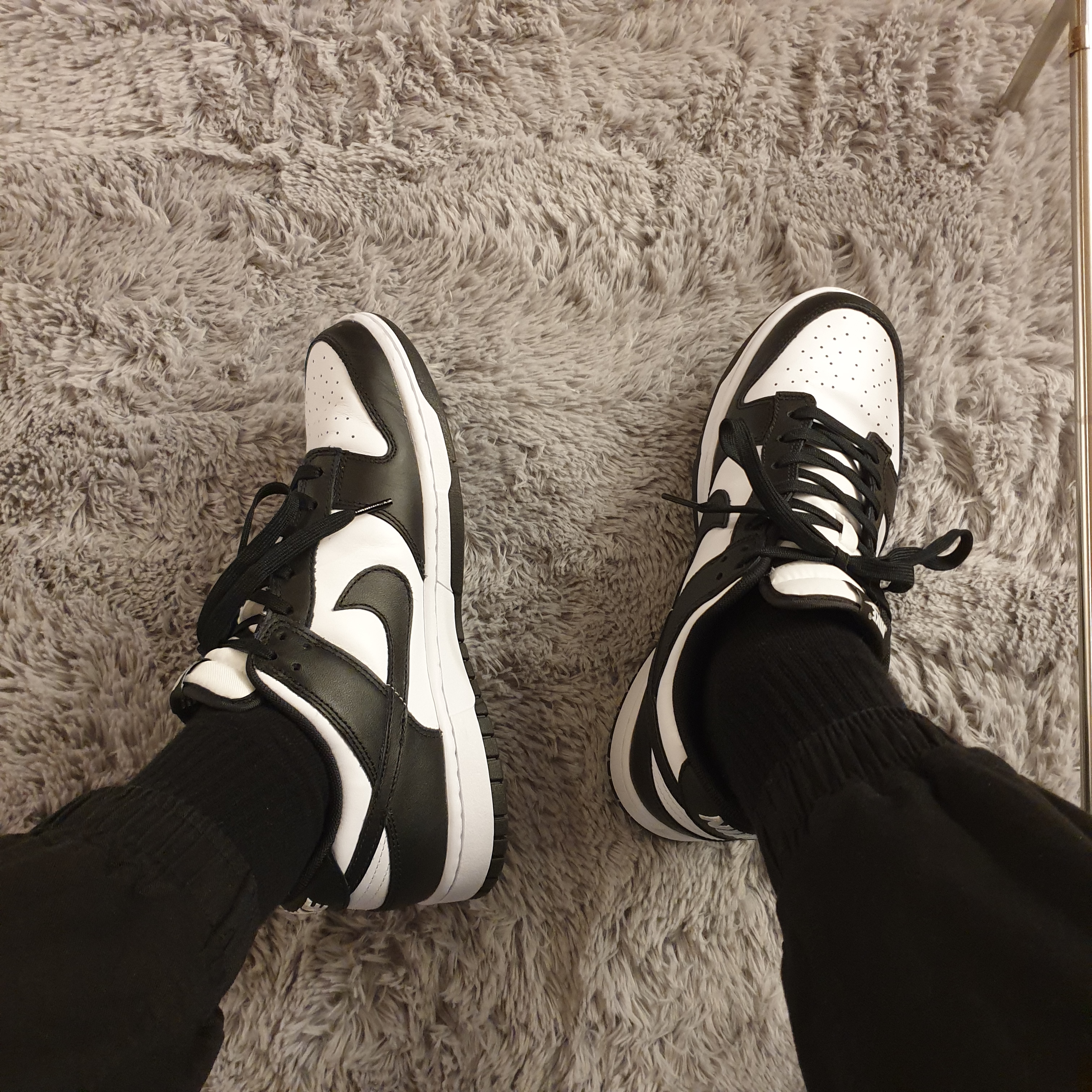 Nike Dunk Low Retro Black 착용 스타일