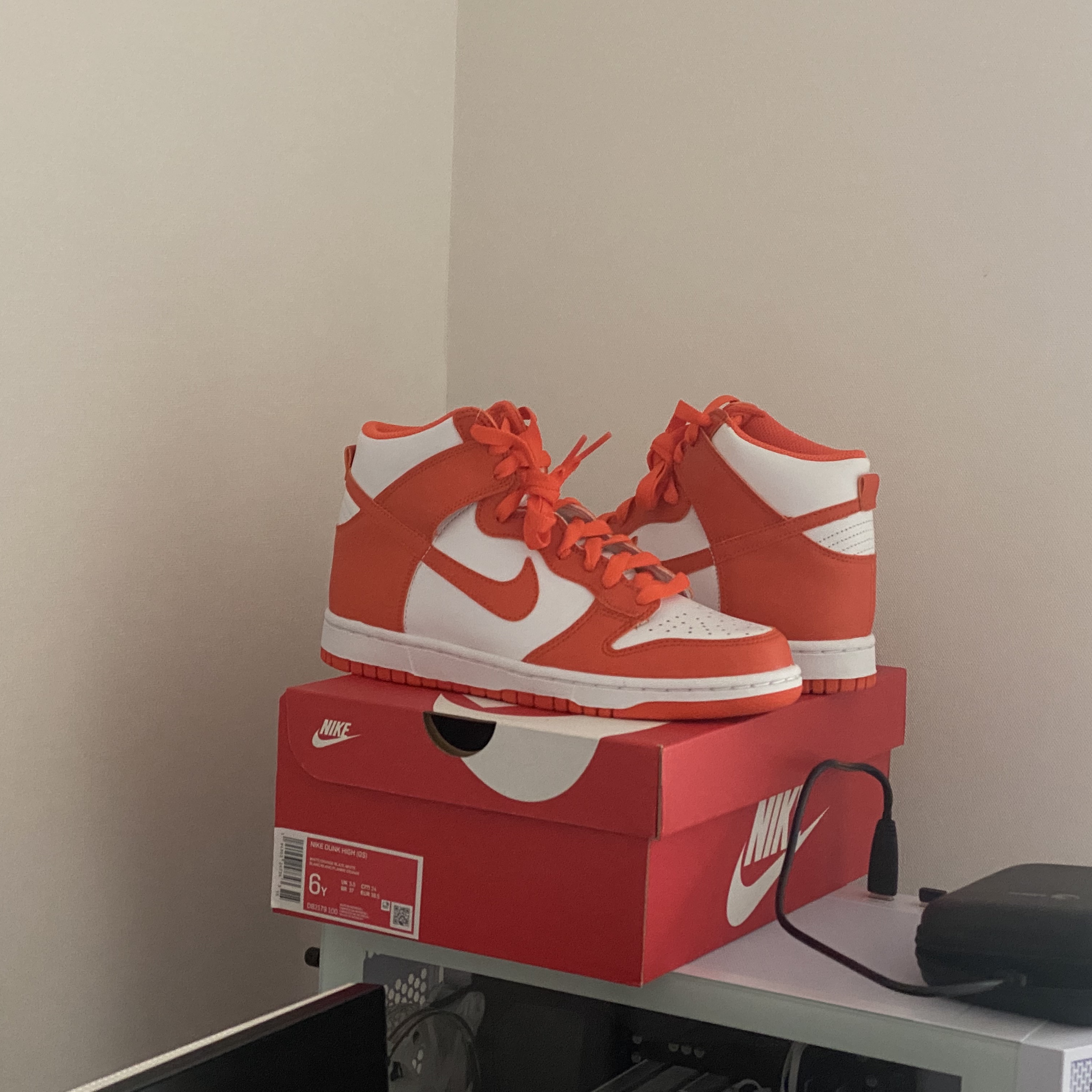 (GS) Nike Dunk High Orange Blaze 착용 스타일
