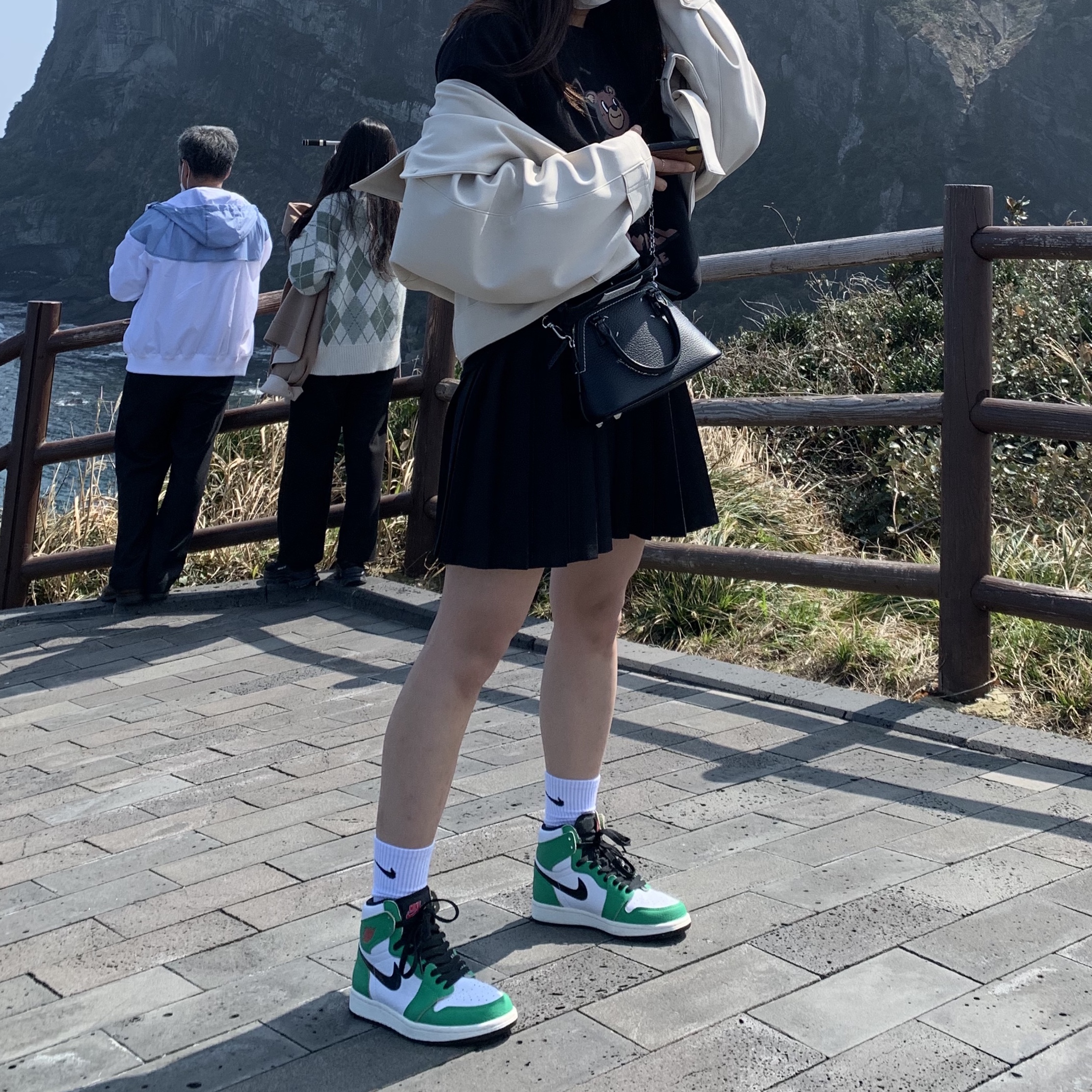 (W) Jordan 1 Retro High OG Lucky Green 착용 스타일