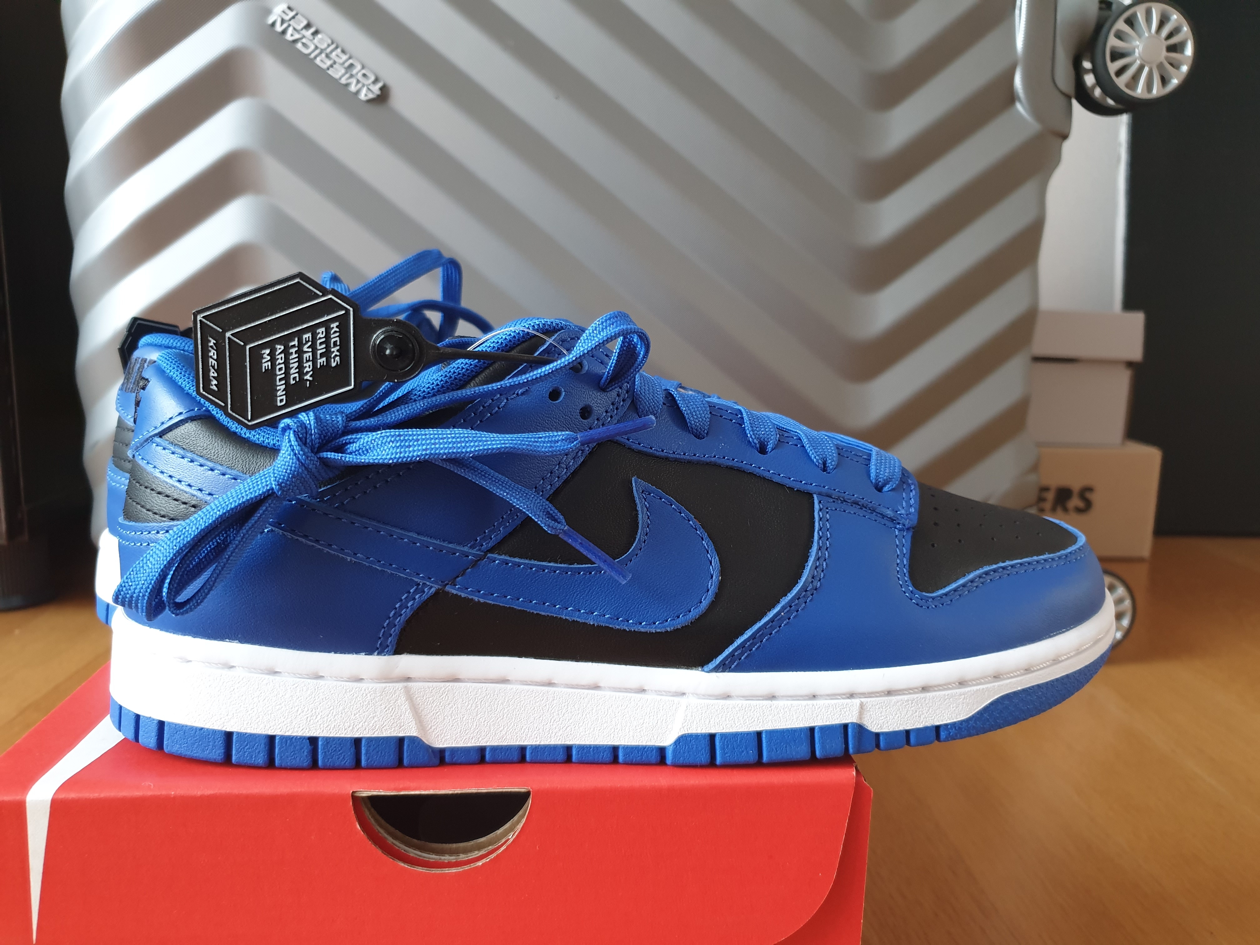 Nike Dunk Low Retro Hyper Cobalt 착용 스타일 - 3