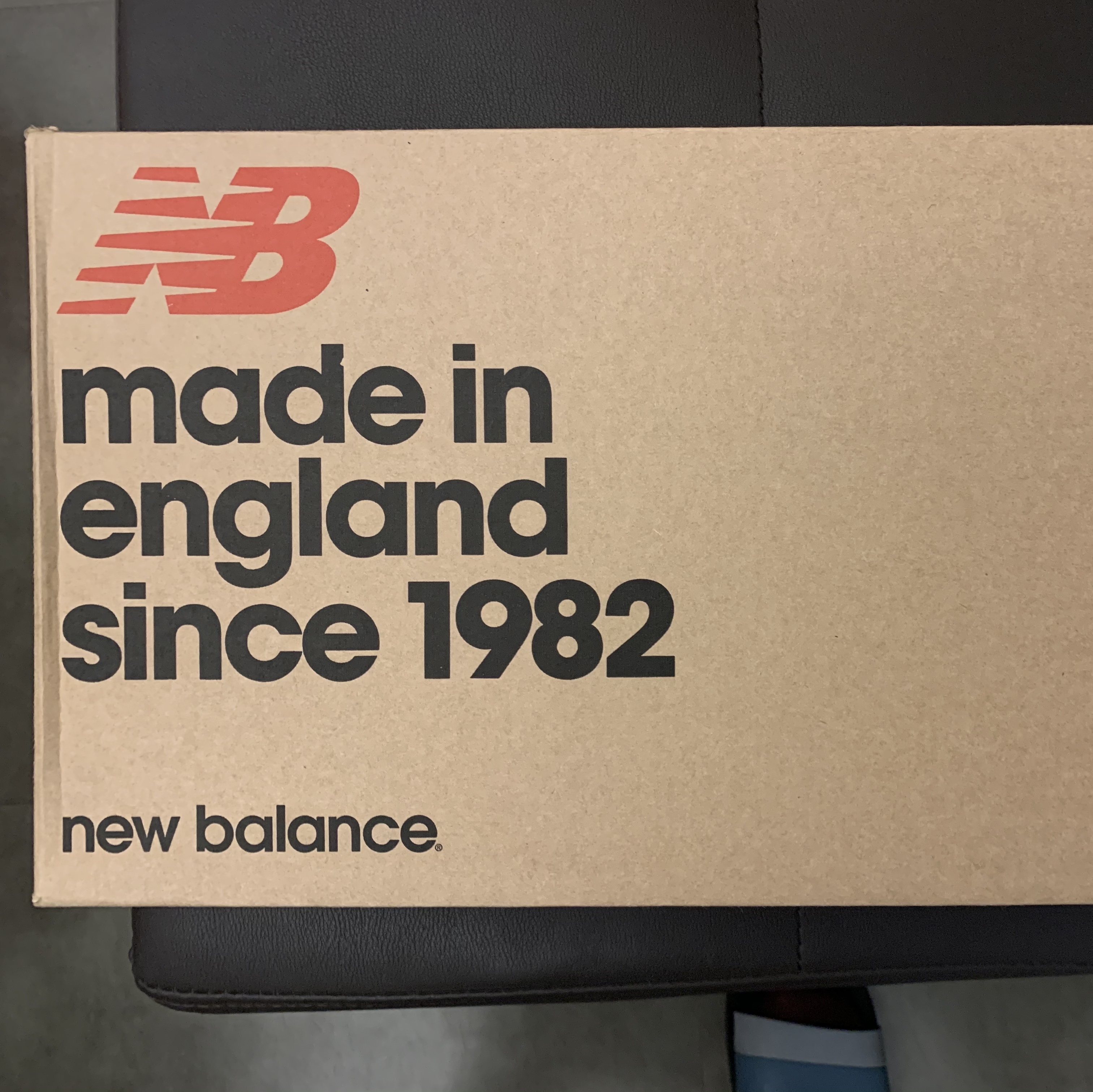 New Balance 991 Made in UK Brown Dark Brown 착용 스타일 - 2