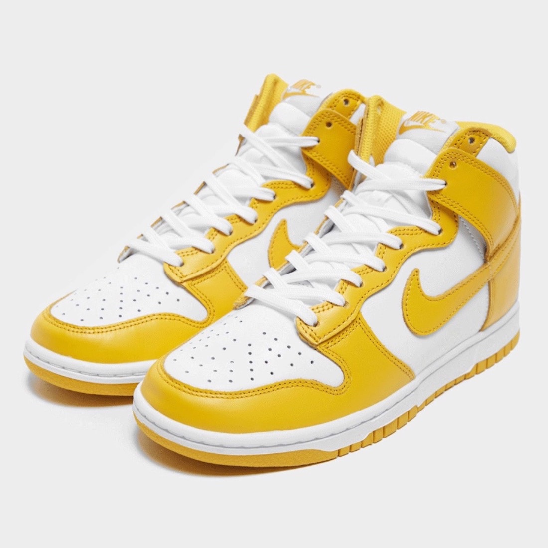 (W) Nike Dunk High Dark Sulfur, Nike Dunk High Retro Orange Blaze 착용 스타일 - 2