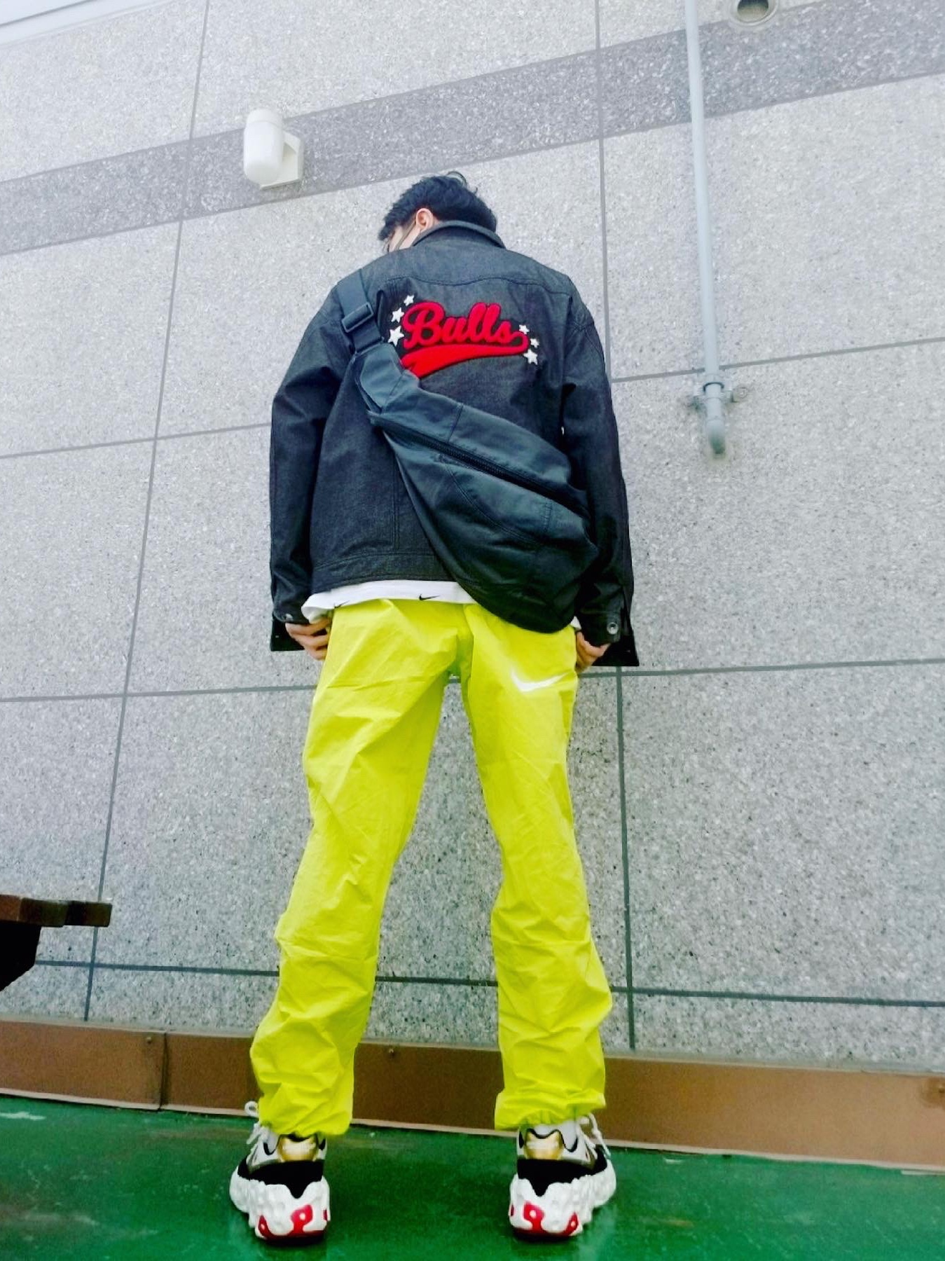 Nike x Undercover Overbreak Sail Gold, Nike x Stussy Beach Pants Bright Cactus 착용 스타일 - 3