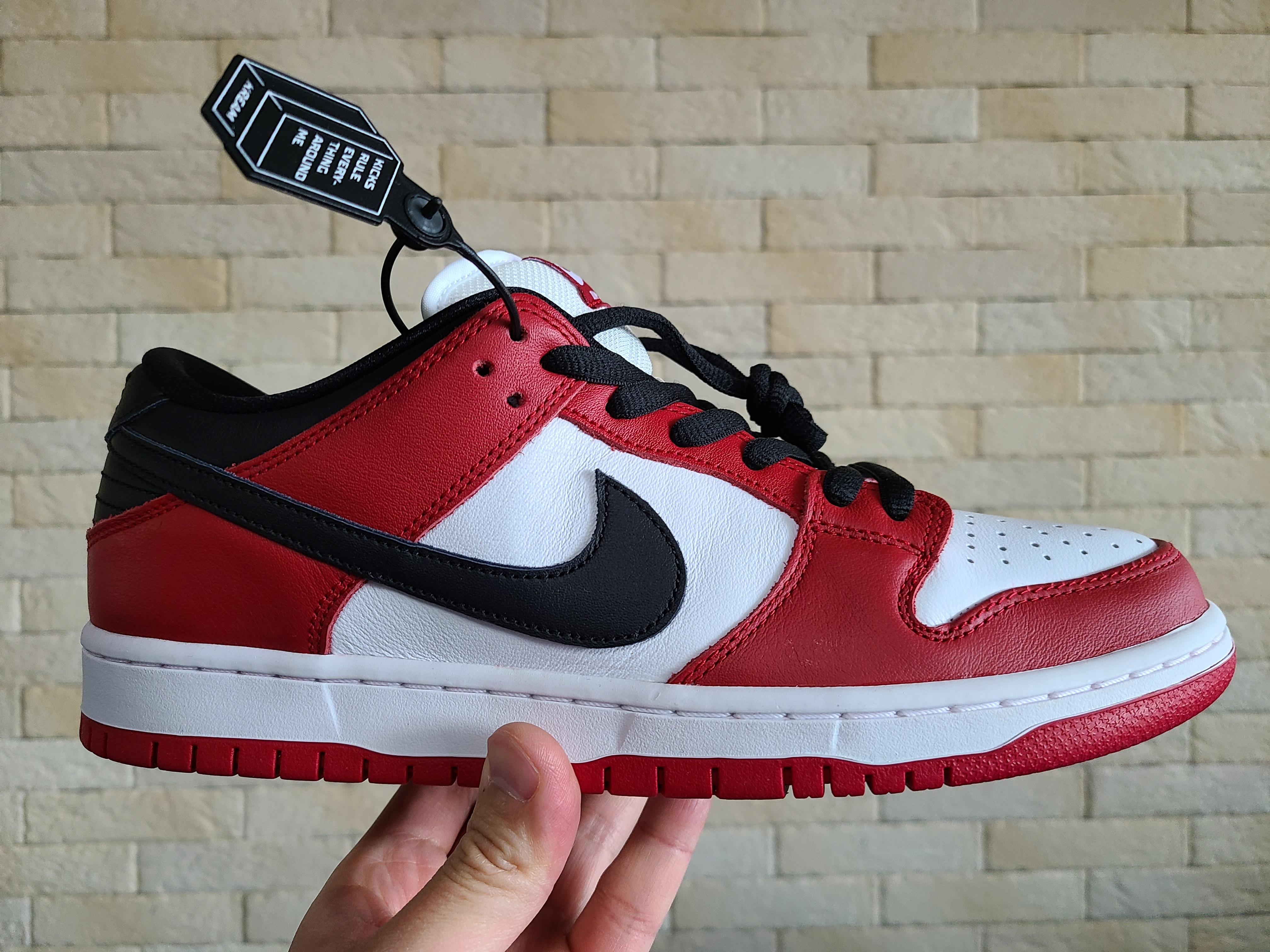 Nike SB Dunk Low Pro Chicago 착용 스타일 - 2