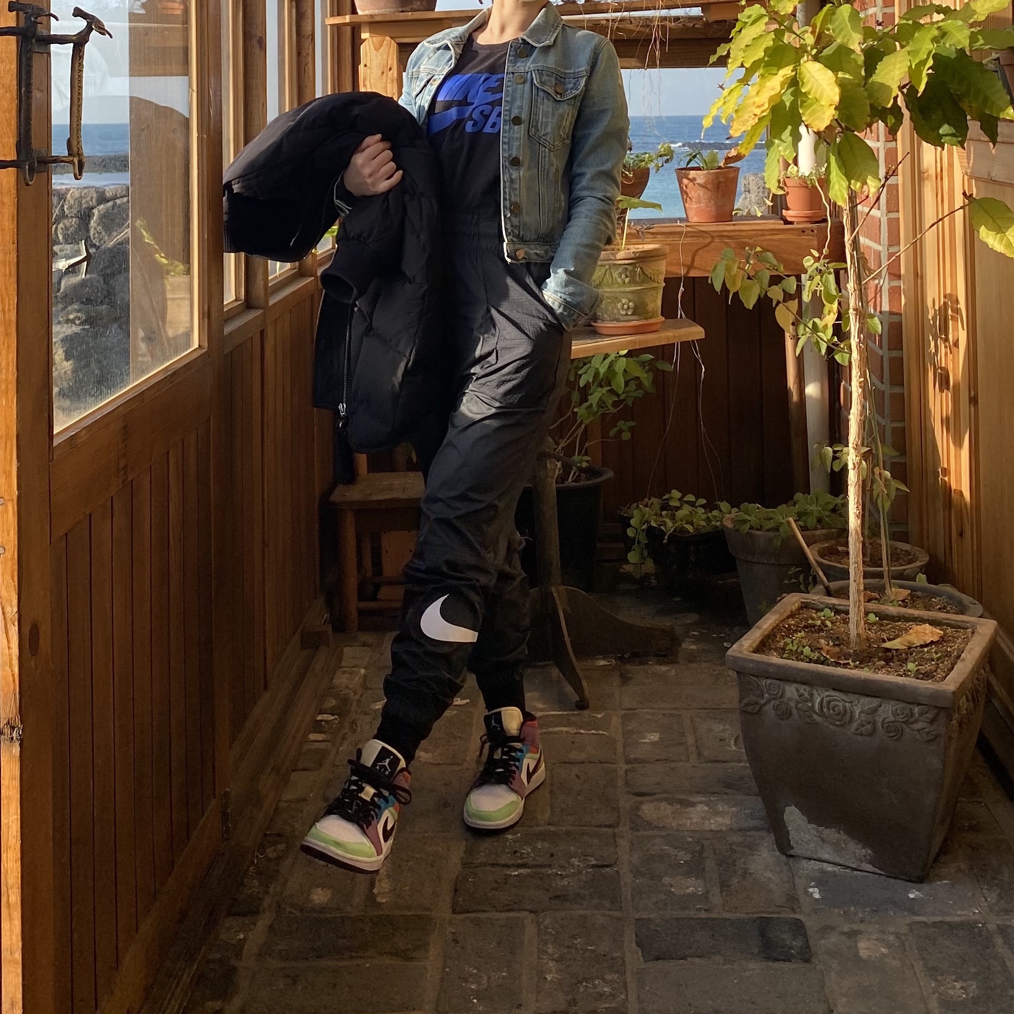 (W) Jordan 1 Mid SE Multi-Color Lightbulb 착용 스타일