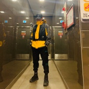 KREAM 프로필 이미지