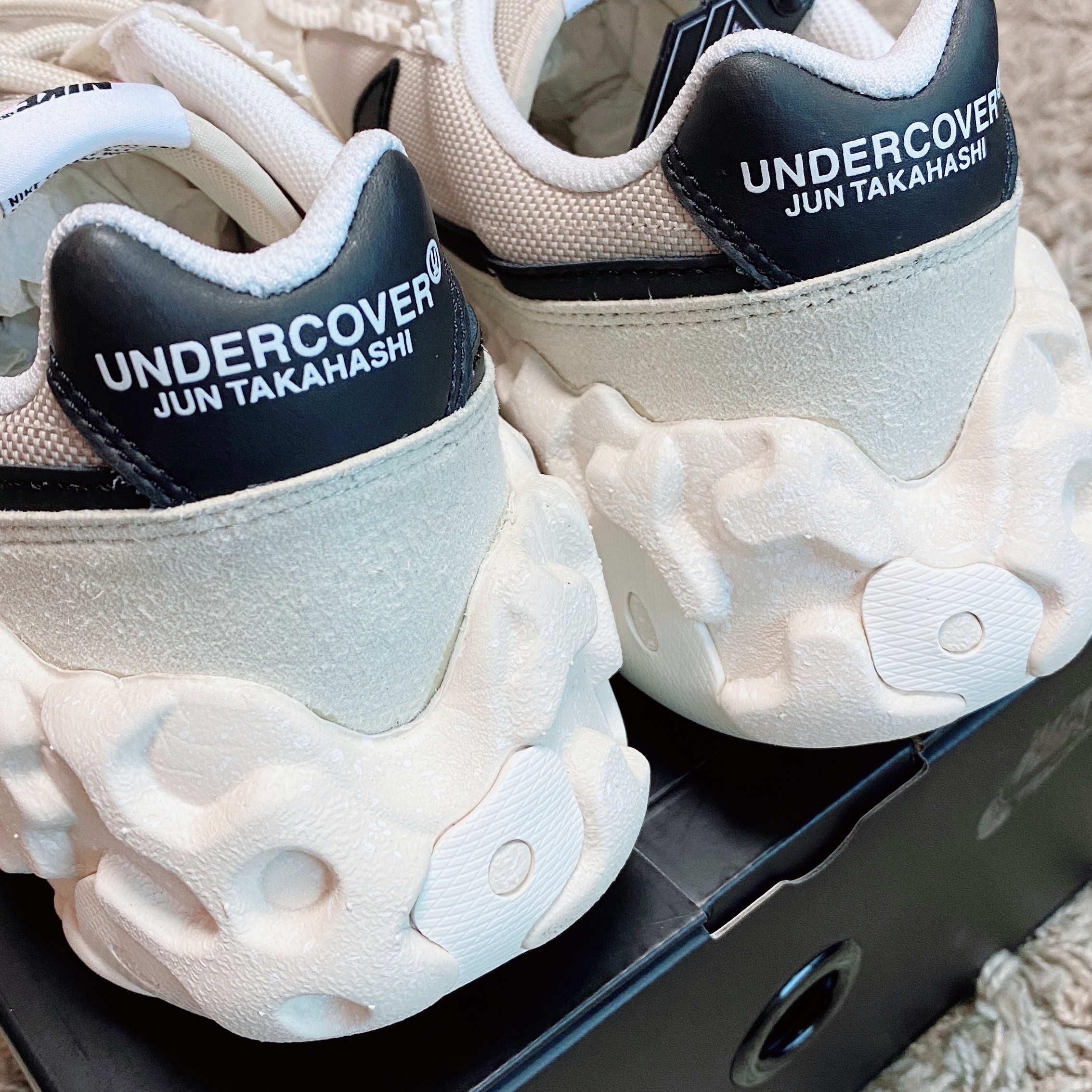 Nike x Undercover Overbreak SP Overcast 착용 스타일 - 3
