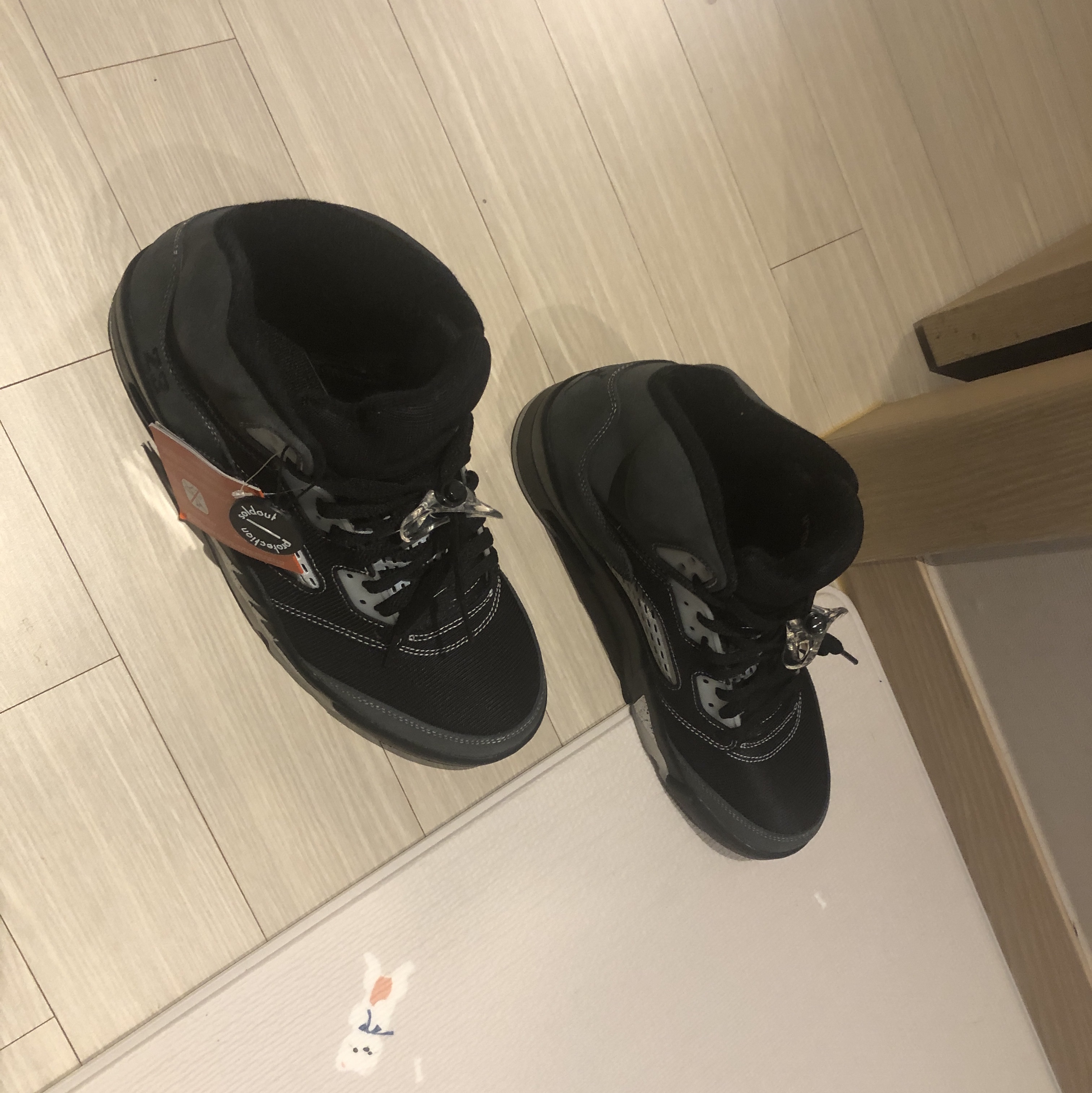 Jordan 5 Retro Anthracite 착용 스타일