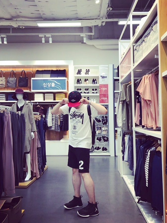 Stussy x Takahiromiyashita The Soloist 40 WT T-Shirt, Jordan 11 Retro Jubilee 착용 스타일 - 1