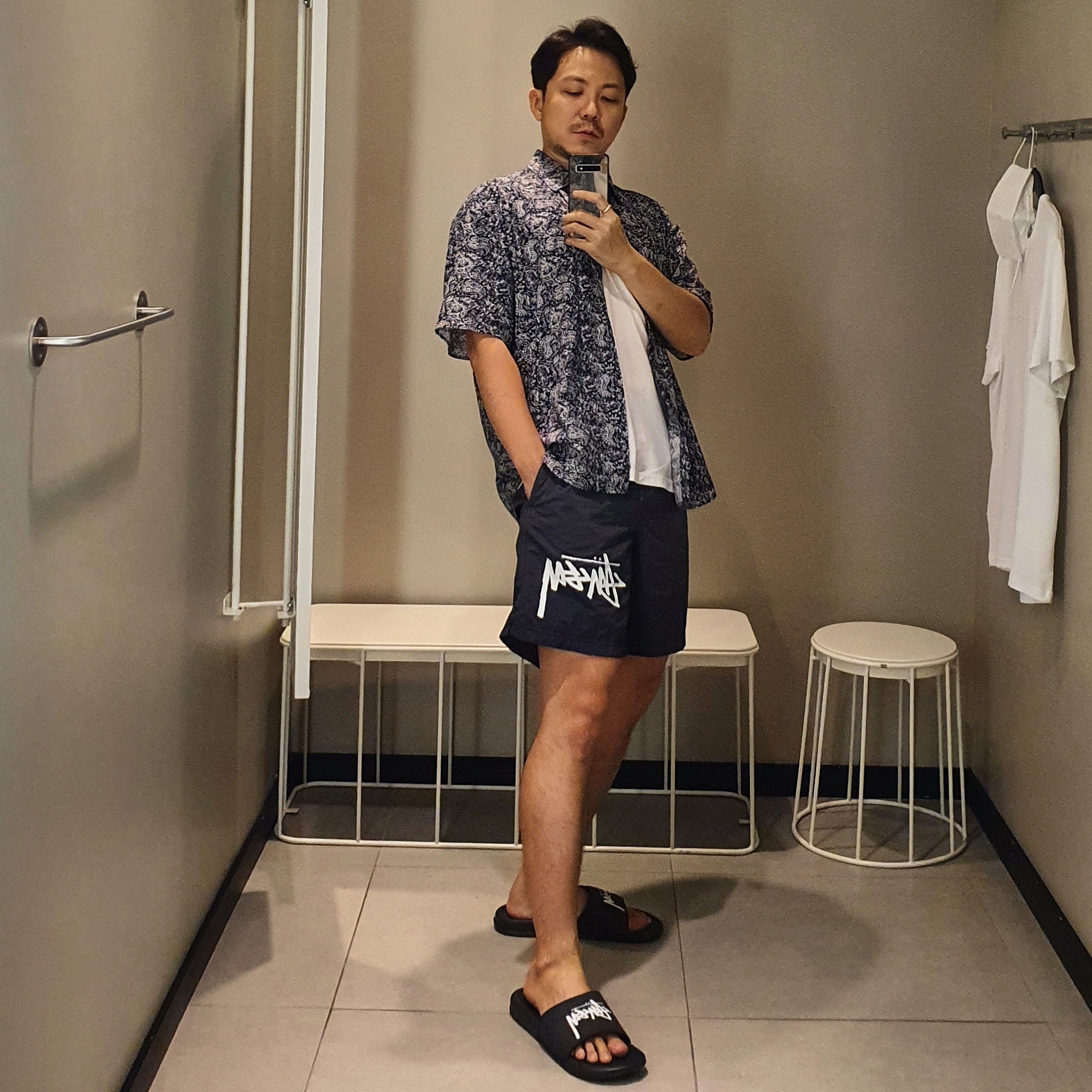 Nike x Stussy Water Shorts Off Noir, Nike x Stussy Benassi Slide Off Noir 착용 스타일