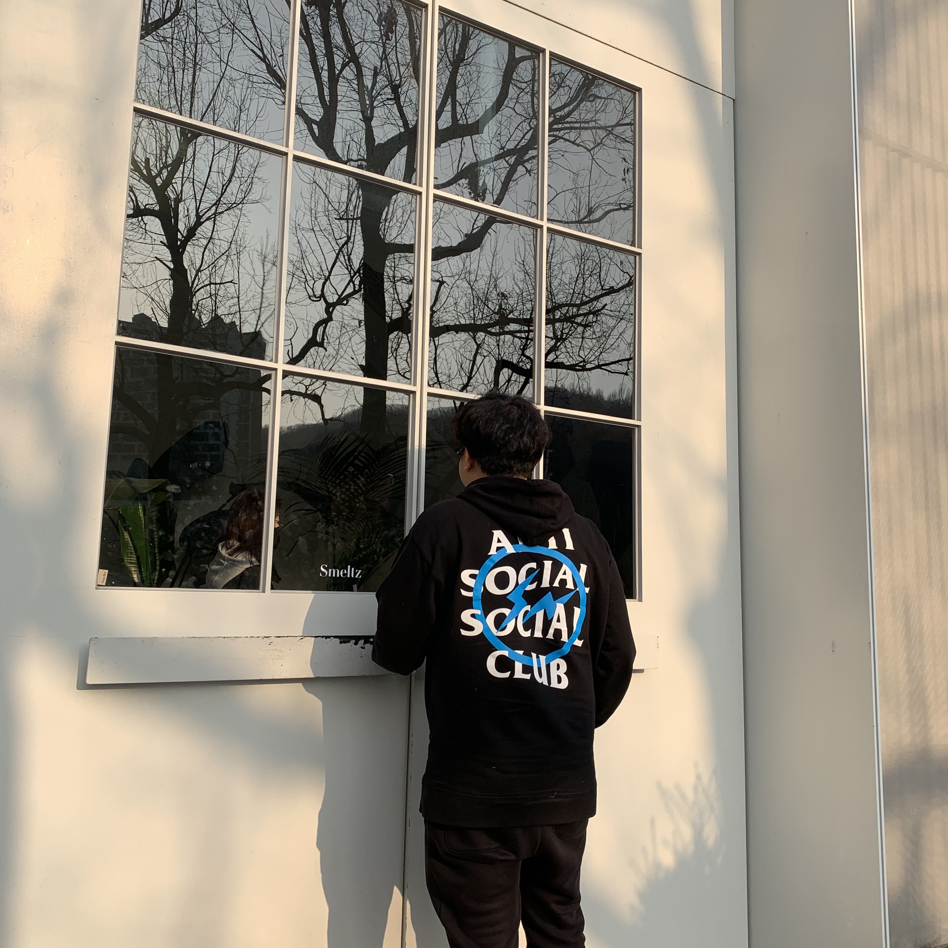 Anti Social Social Club x Fragment Bolt Hoodie Blue 착용 스타일