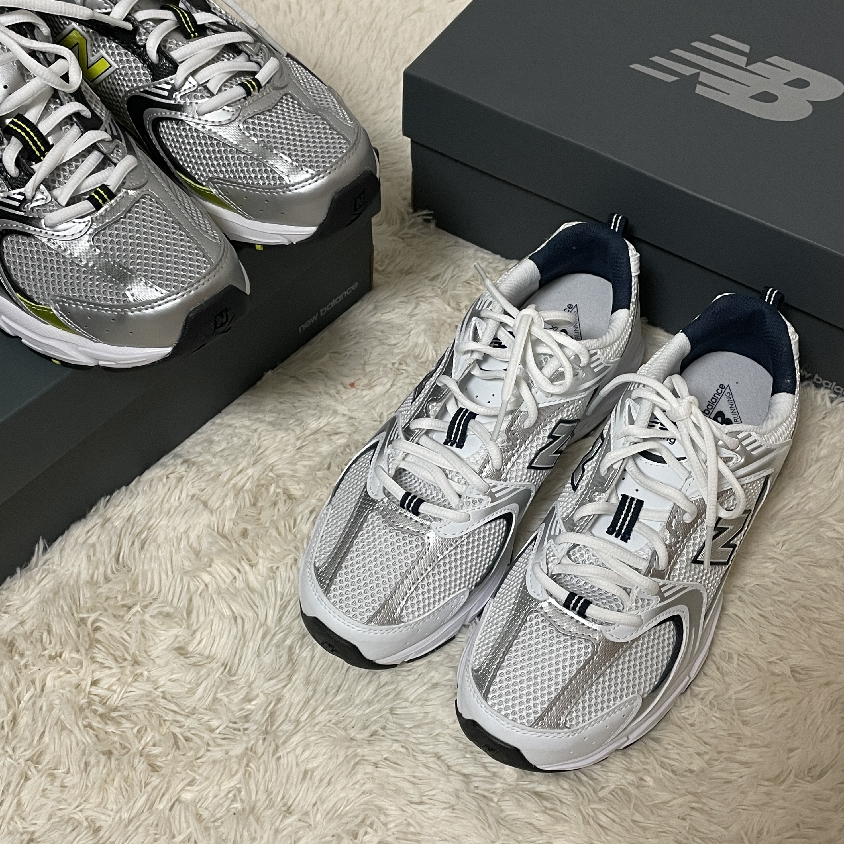 New Balance 530 White, New Balance 530 Silver 착용 스타일