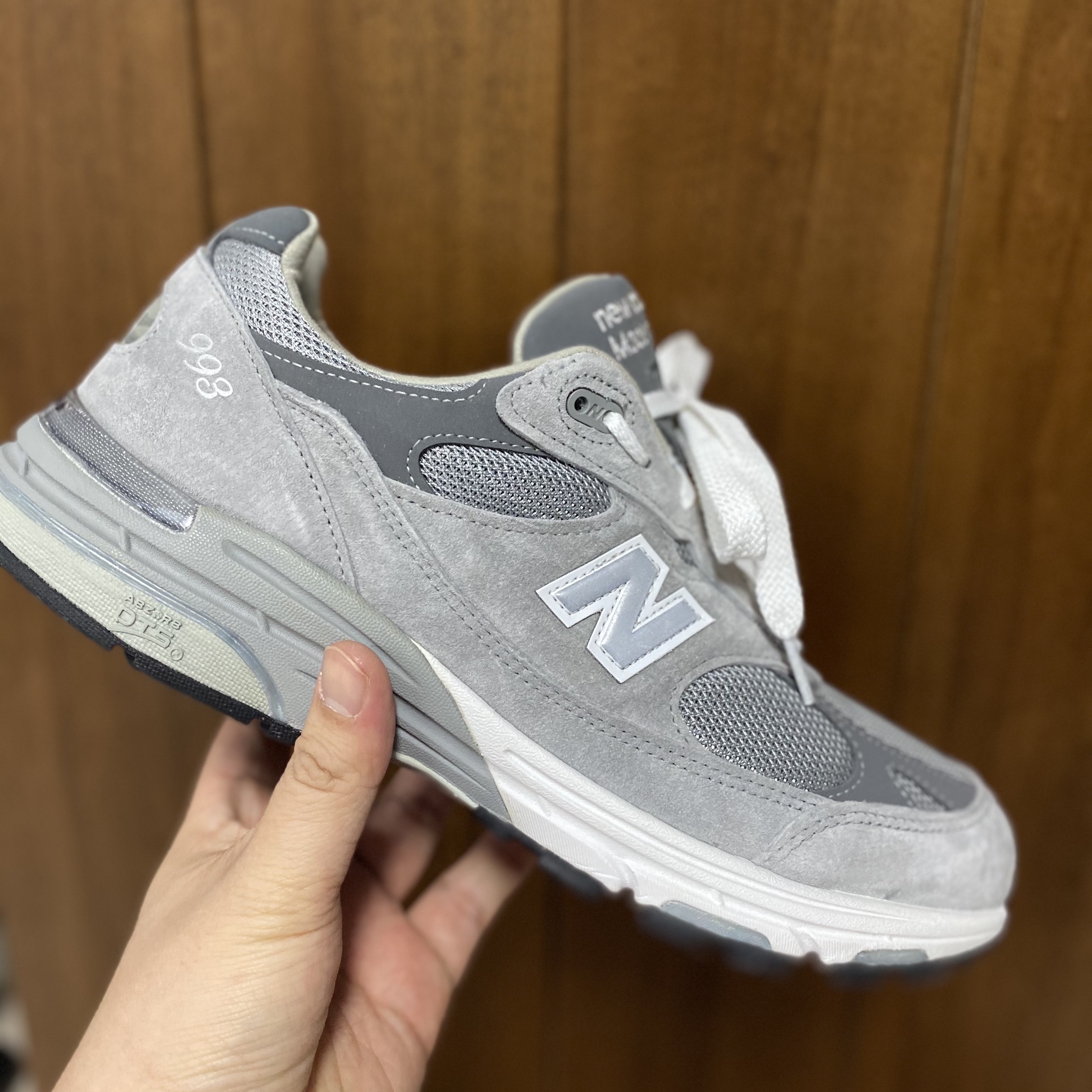New Balance 993 Made in USA Grey - 2E Wide 착용 스타일