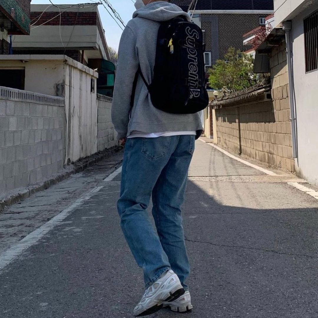 Supreme Backpack Black - 18FW 착용 스타일