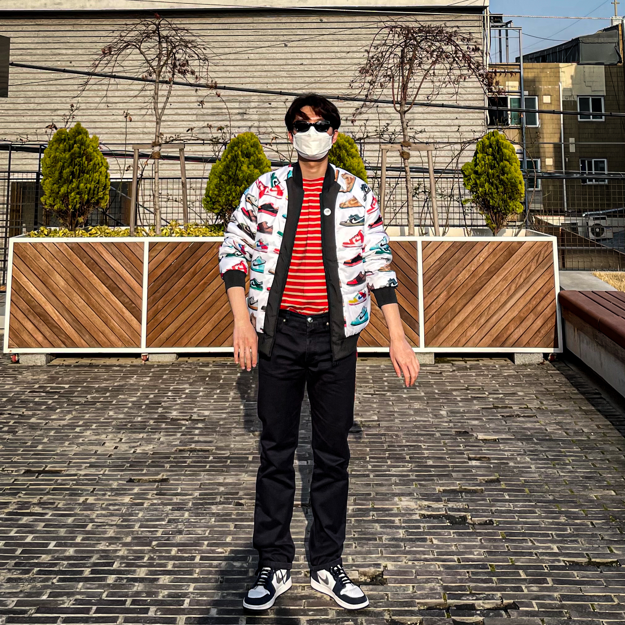Jordan 1 Retro High OG CO.JP Midnight Navy, Nike SB Dunk ISO Jacket Dark Smoke Grey - US/EU 착용 스타일 - 2
