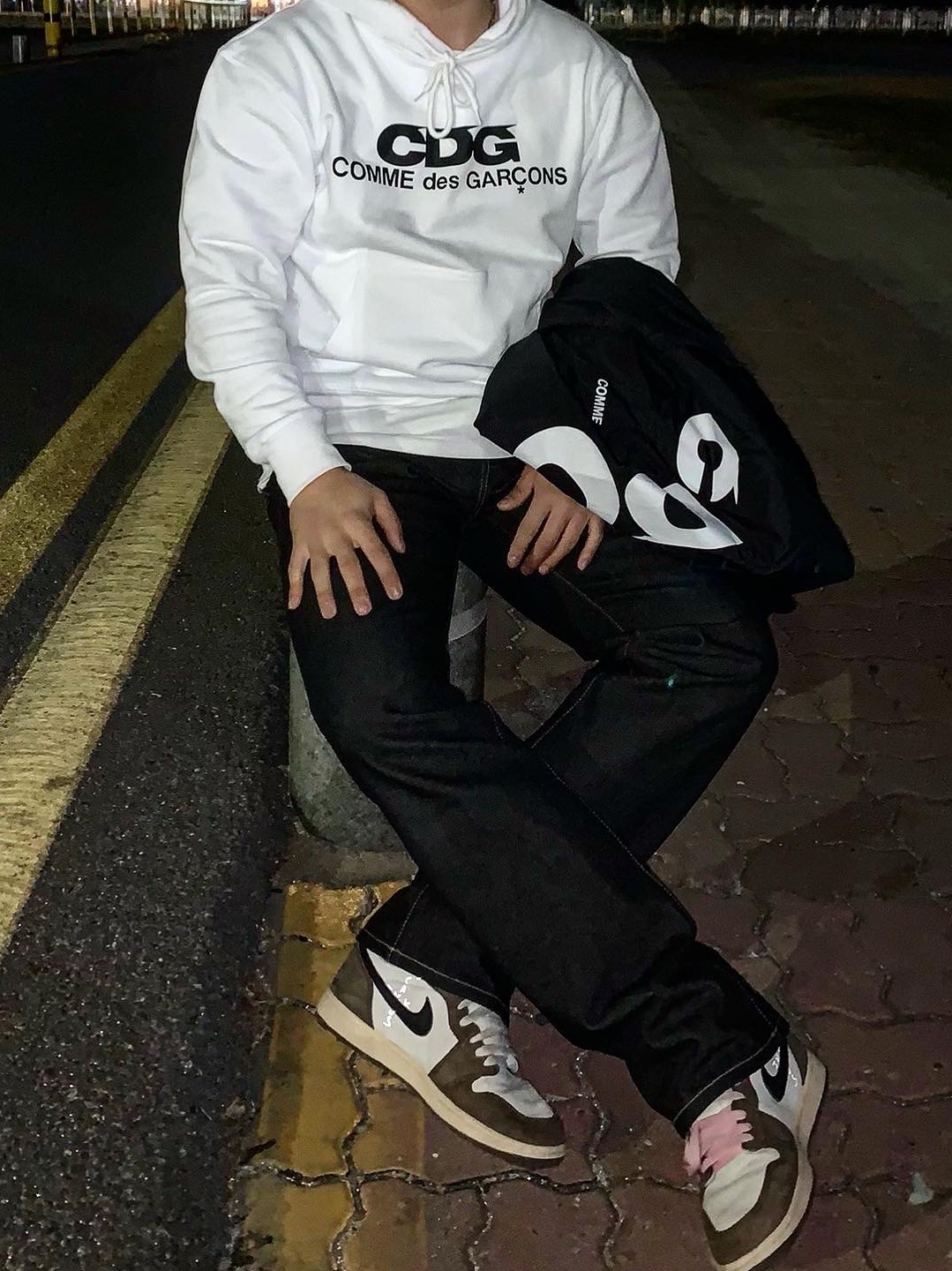 Jordan 1 x Travis Scott Retro High OG SP Mocha 착용 스타일