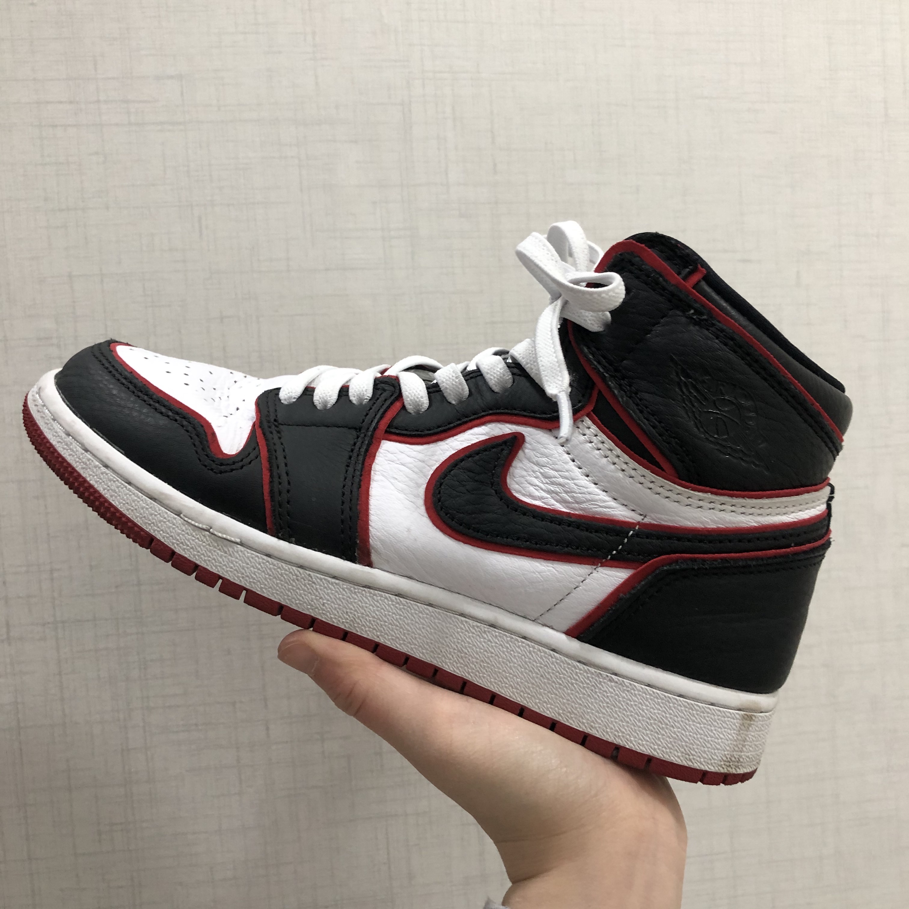 Jordan 1 Retro High OG Bloodline 착용 스타일