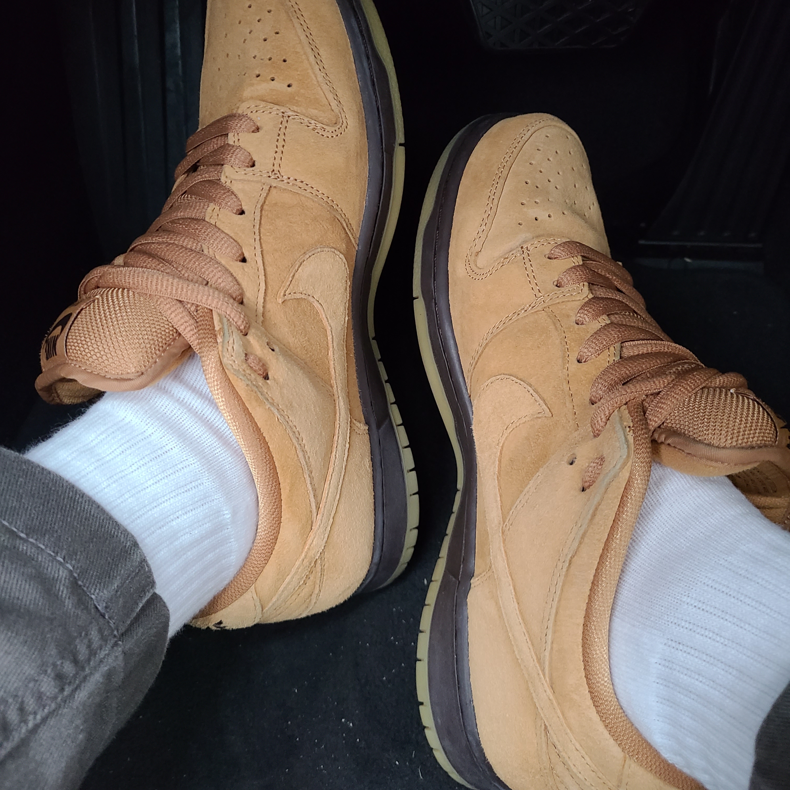 Nike SB Dunk Low Pro Wheat 2020 착용 스타일