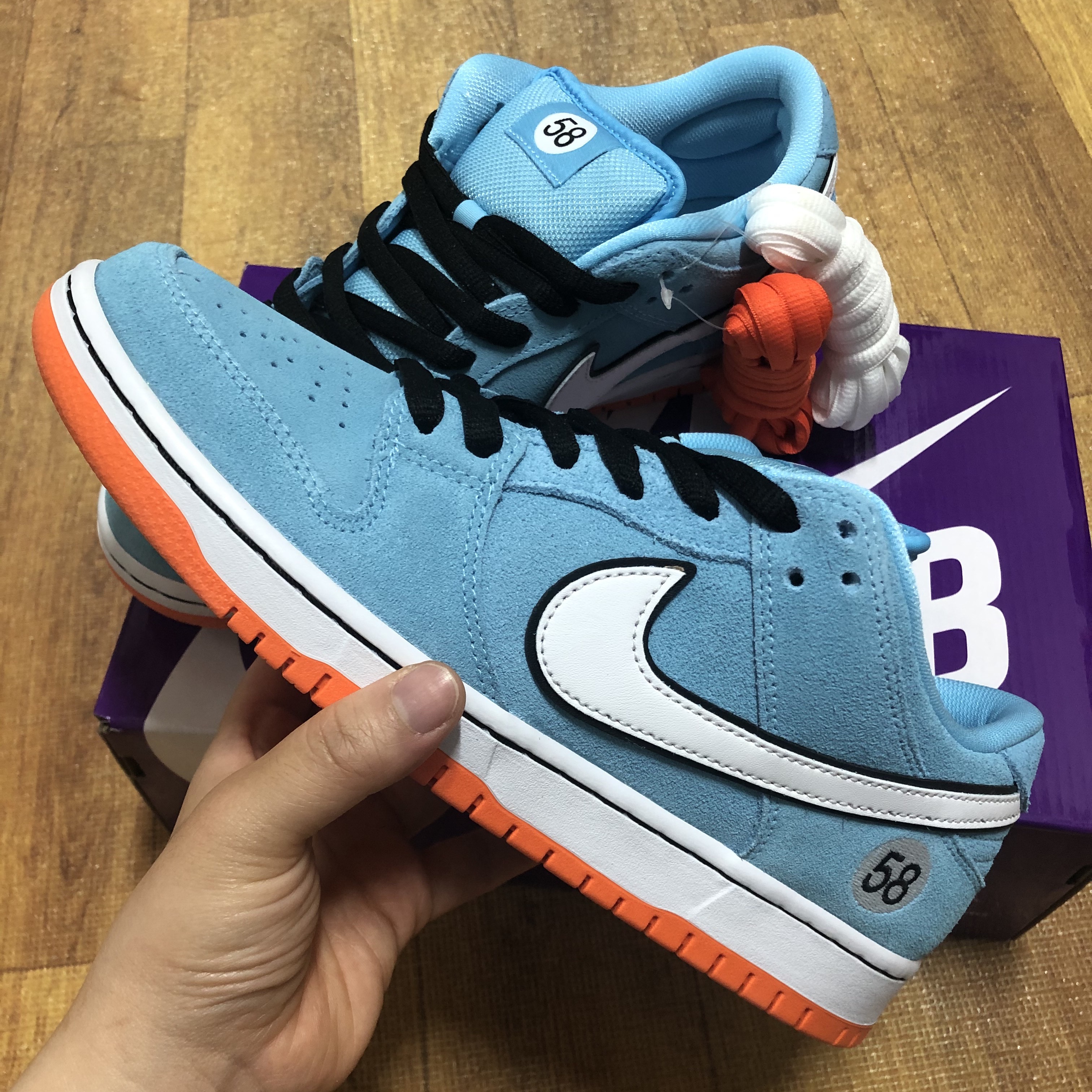 Nike SB Dunk Low Pro Blue Chill 착용 스타일 - 2