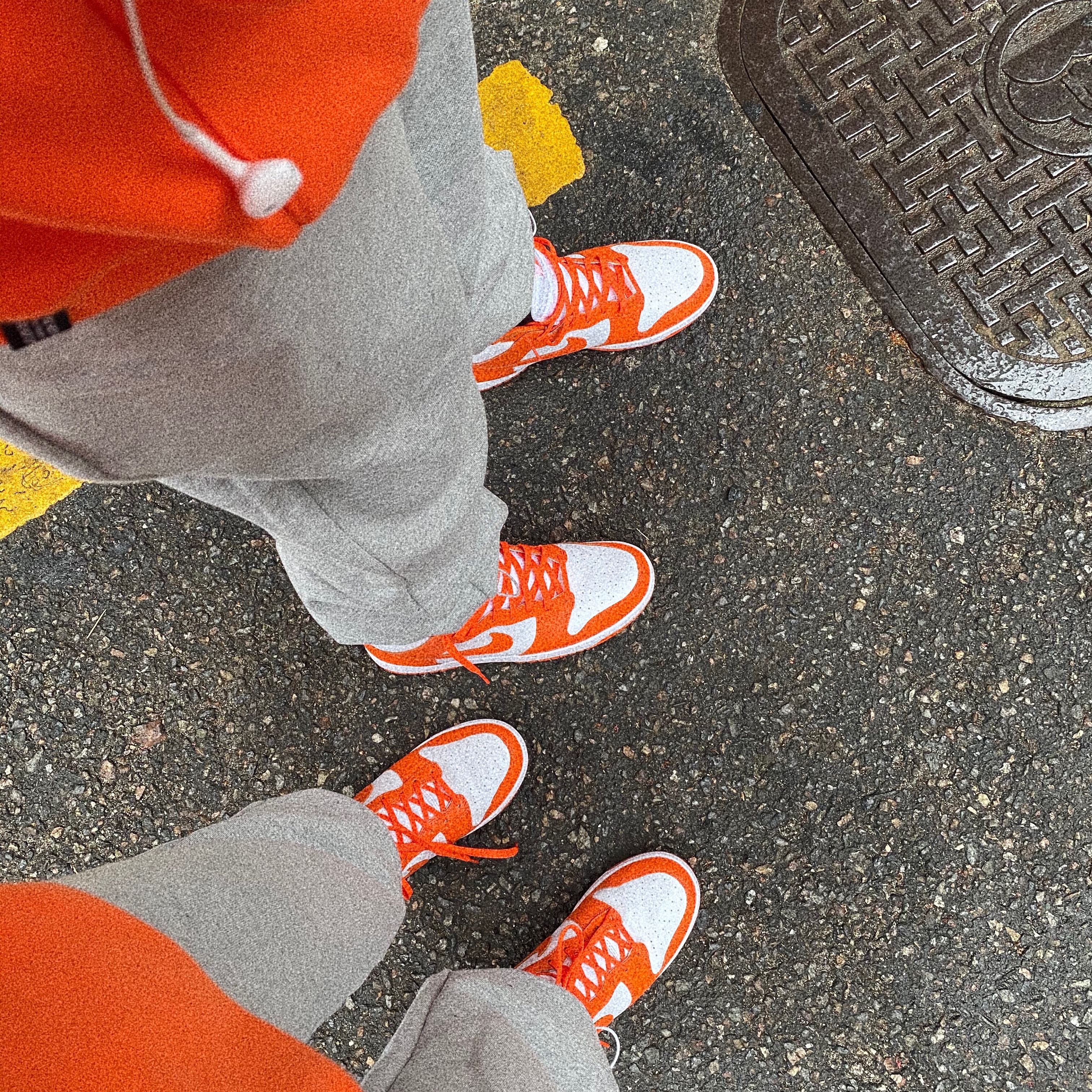 Nike Dunk High Retro Orange Blaze 착용 스타일