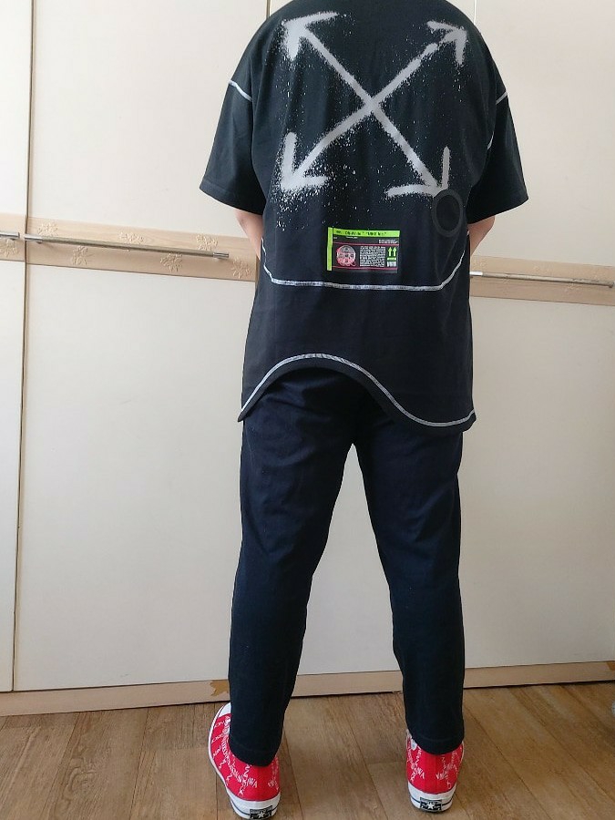 Nike x Off-White NRG RU Short Sleeve T-Shirt 착용 스타일