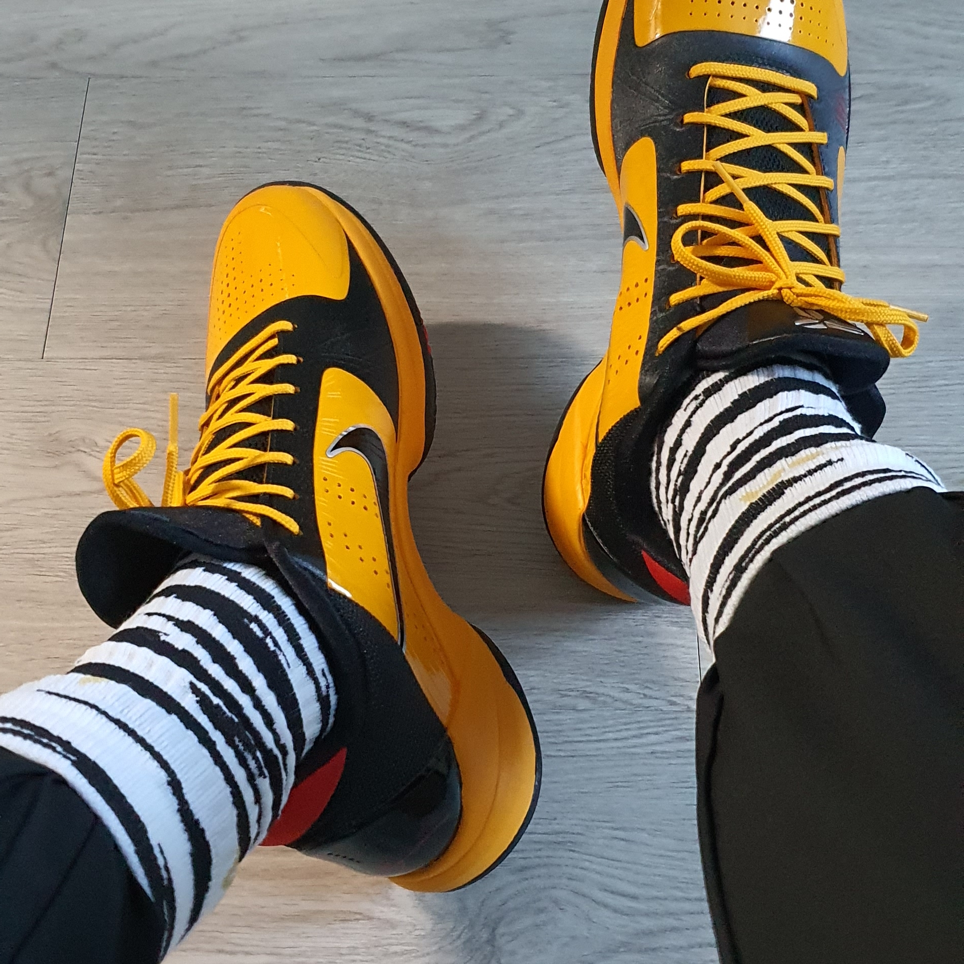 Nike Kobe 5 Protro Bruce Lee 착용 스타일