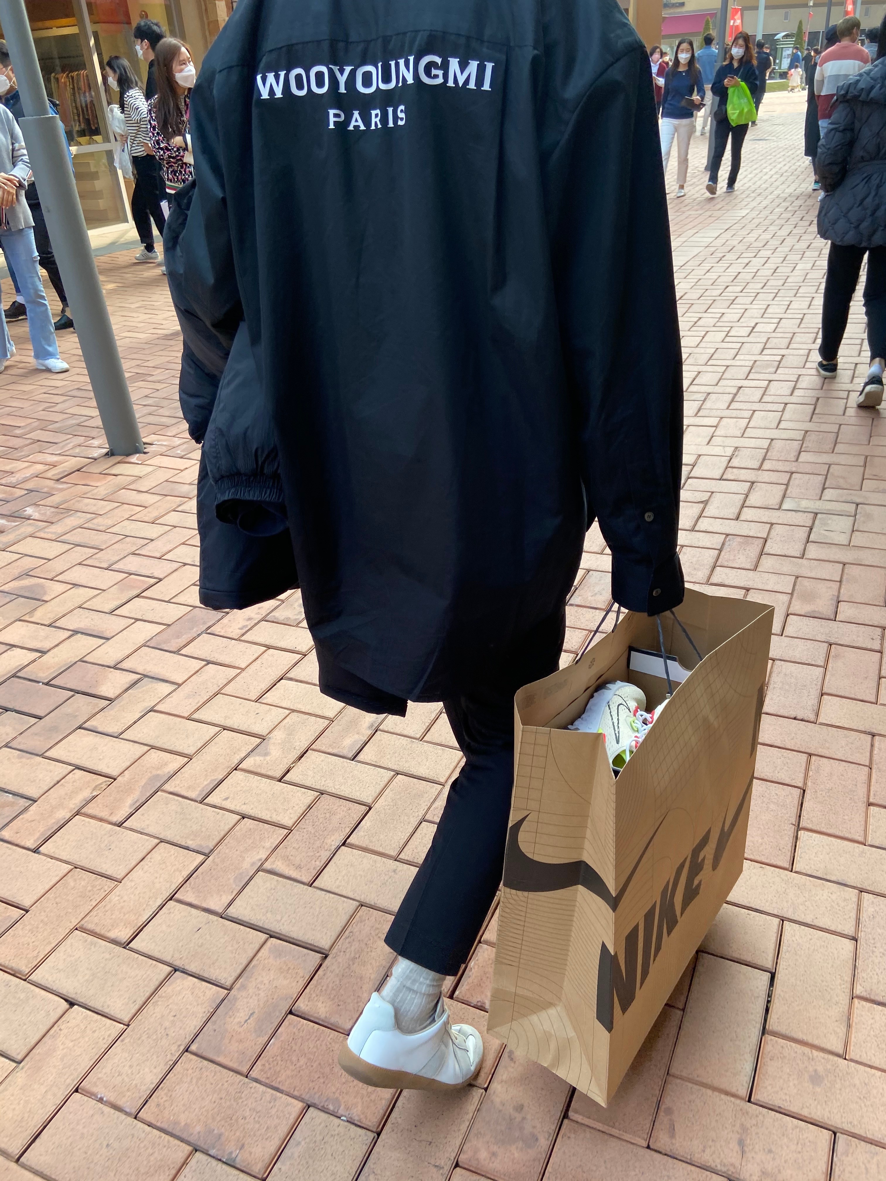 Maison Margiela Calfskin Replica Sneakers 착용 스타일