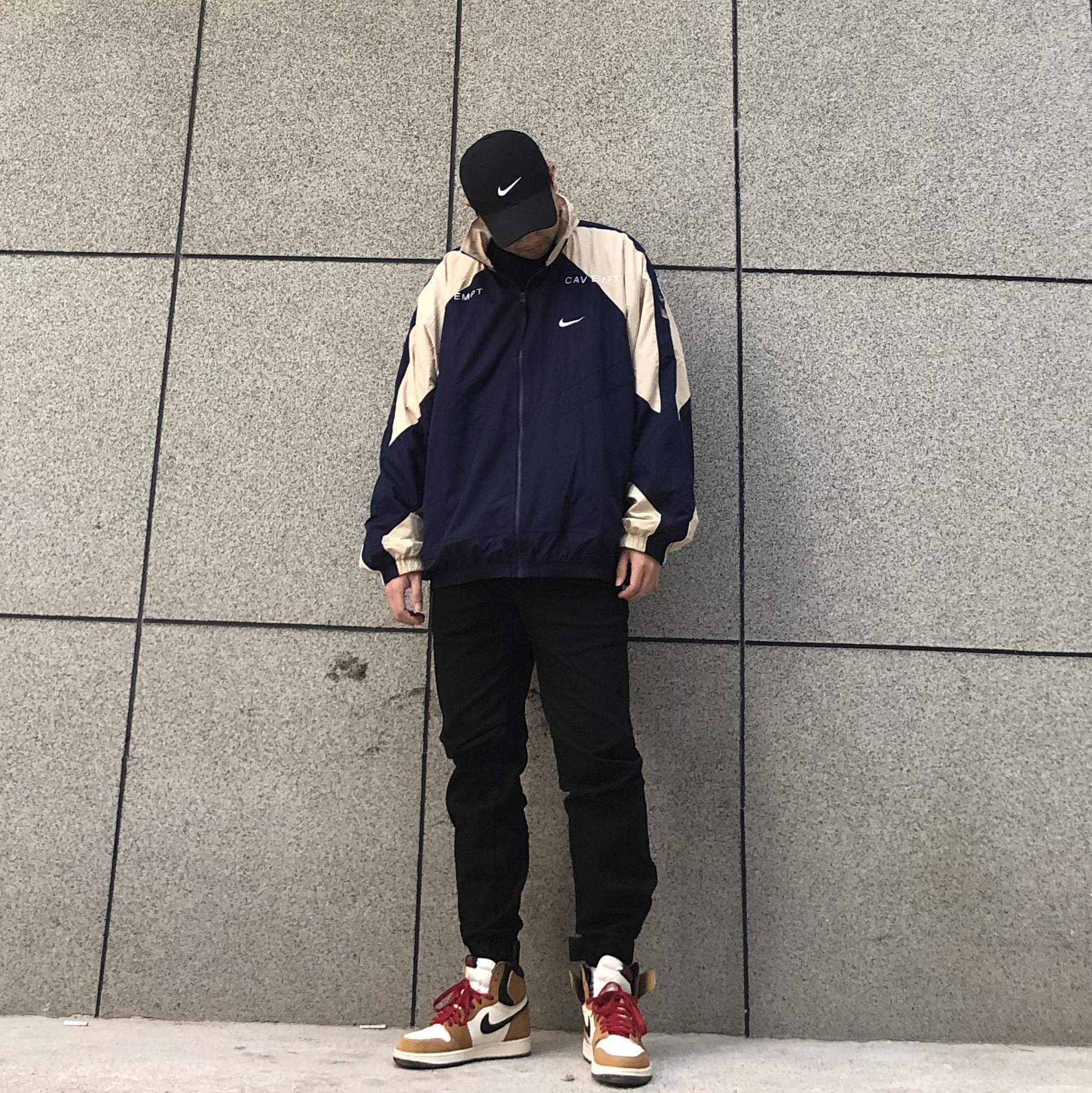 Nike x Cav Empt Track Jacket Navy, Jordan 1 Retro High Rookie of the Year 착용 스타일