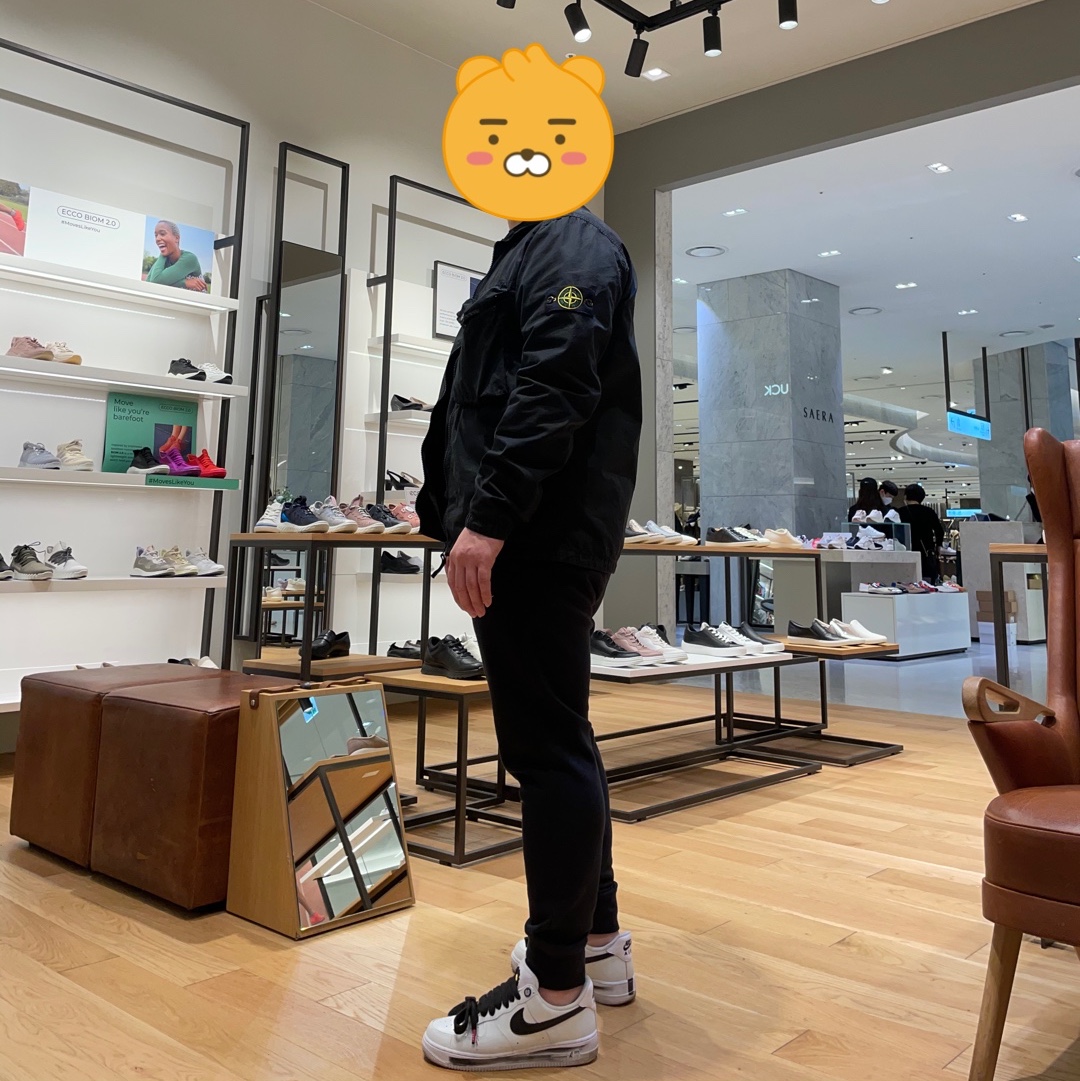 Nike x Peaceminusone Air Force 1 Low Para-Noise 2.0 착용 스타일