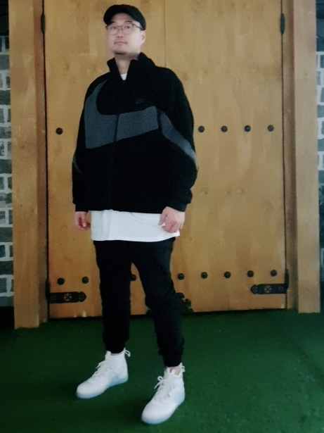 Nike Air Force 1 Gore-Tex High Phantom White, Nike Big Swoosh Full Zip Jacket Black Anthracite 착용 스타일