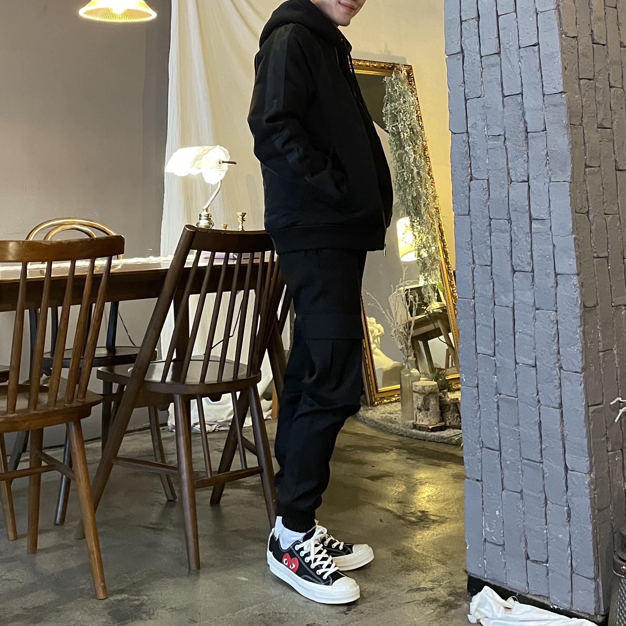 Converse x Play Comme des Garcons Chuck 70 Ox Black 착용 스타일