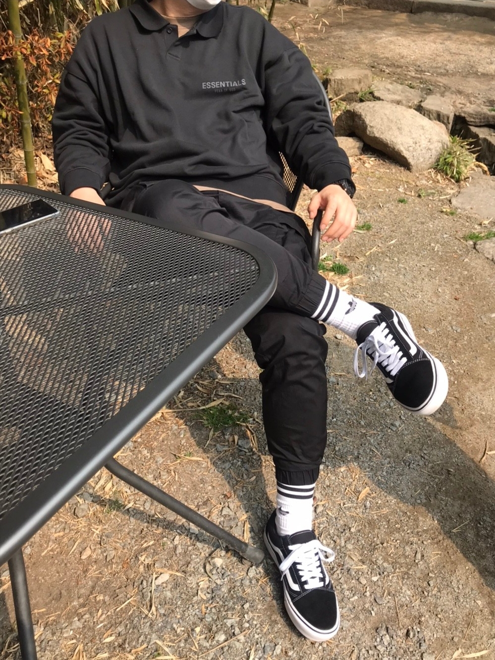 Essentials Long Sleeve Boxy Polo Black - 20FW 착용 스타일