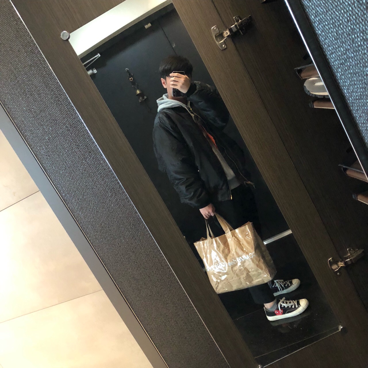 Converse x Play Comme des Garcons Chuck 70 Ox Black 착용 스타일