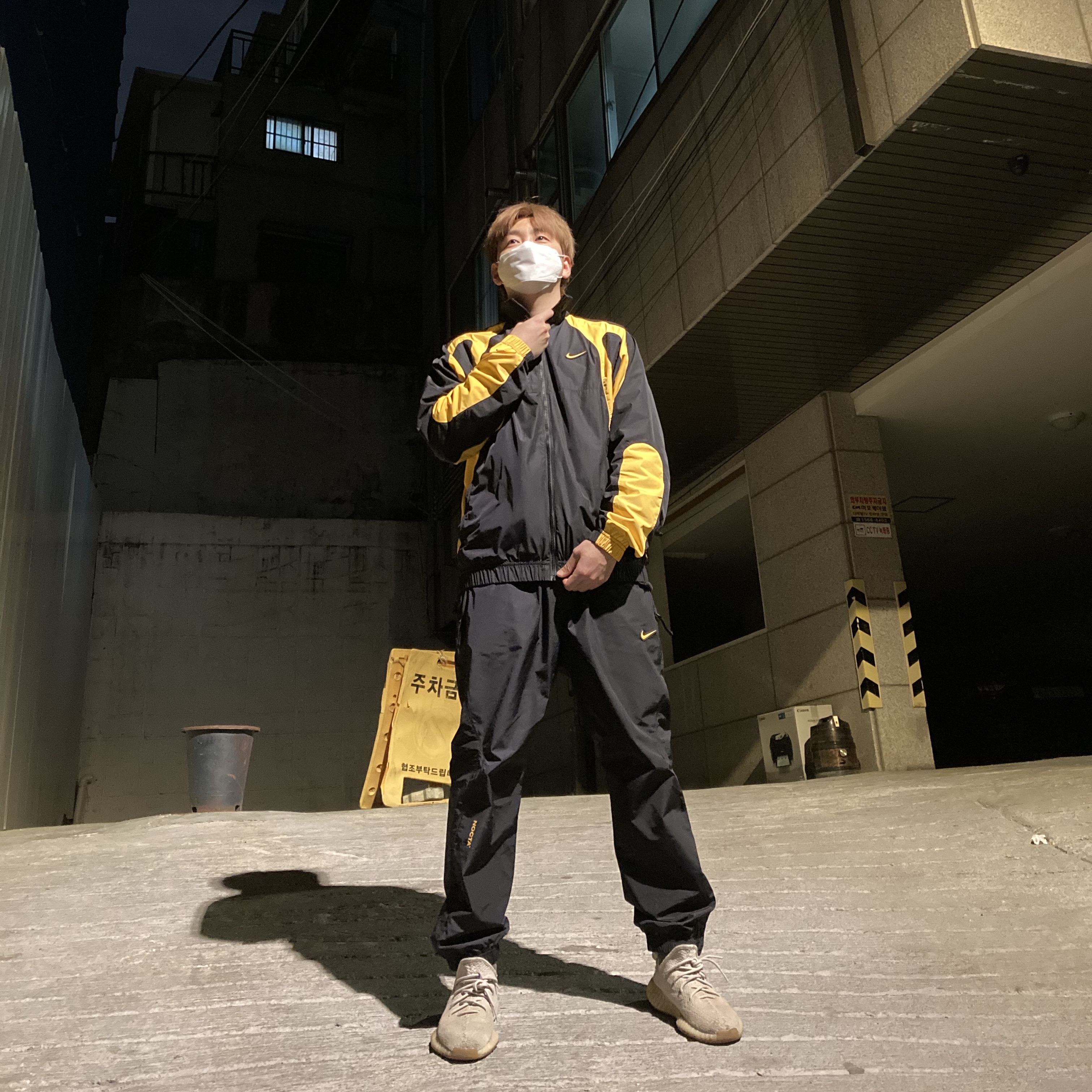 Nike x Drake Nocta Essential Track Jacket - US/EU, Nike x Drake Nocta Fleece Pants Black - Asia 착용 스타일 - 1