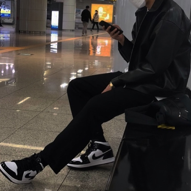 Jordan 1 Mid SE ASW Black 착용 스타일