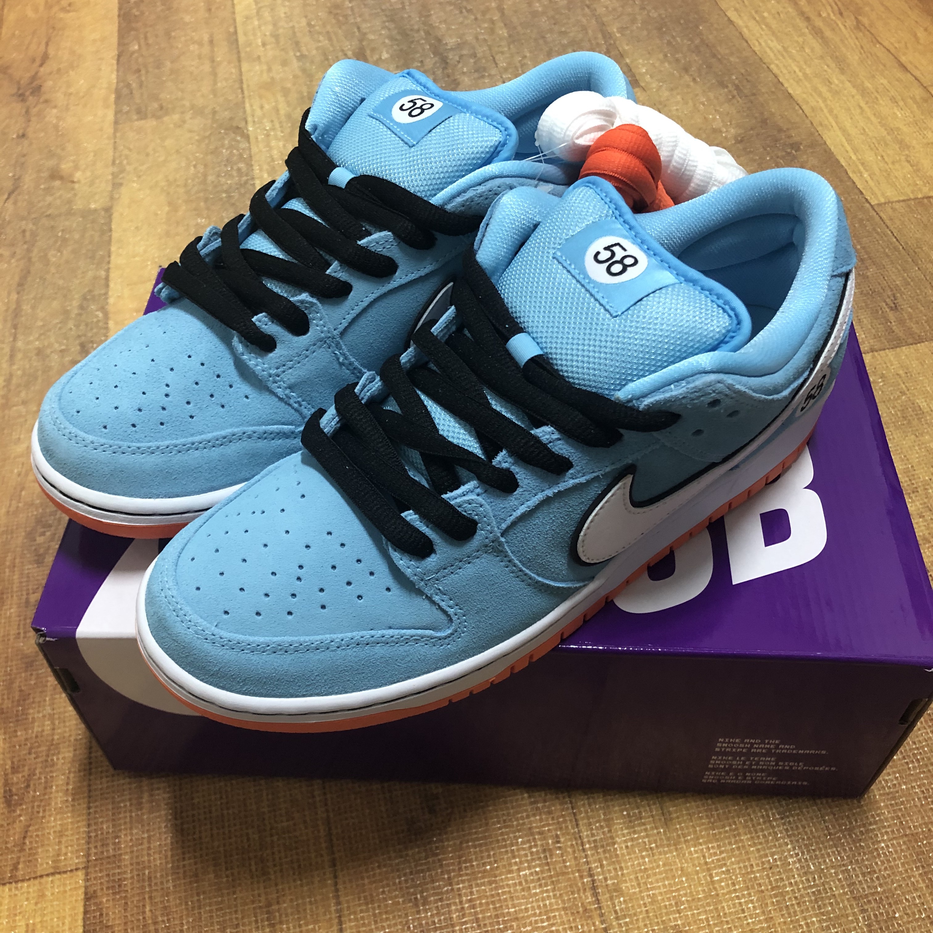 Nike SB Dunk Low Pro Blue Chill 착용 스타일 - 1
