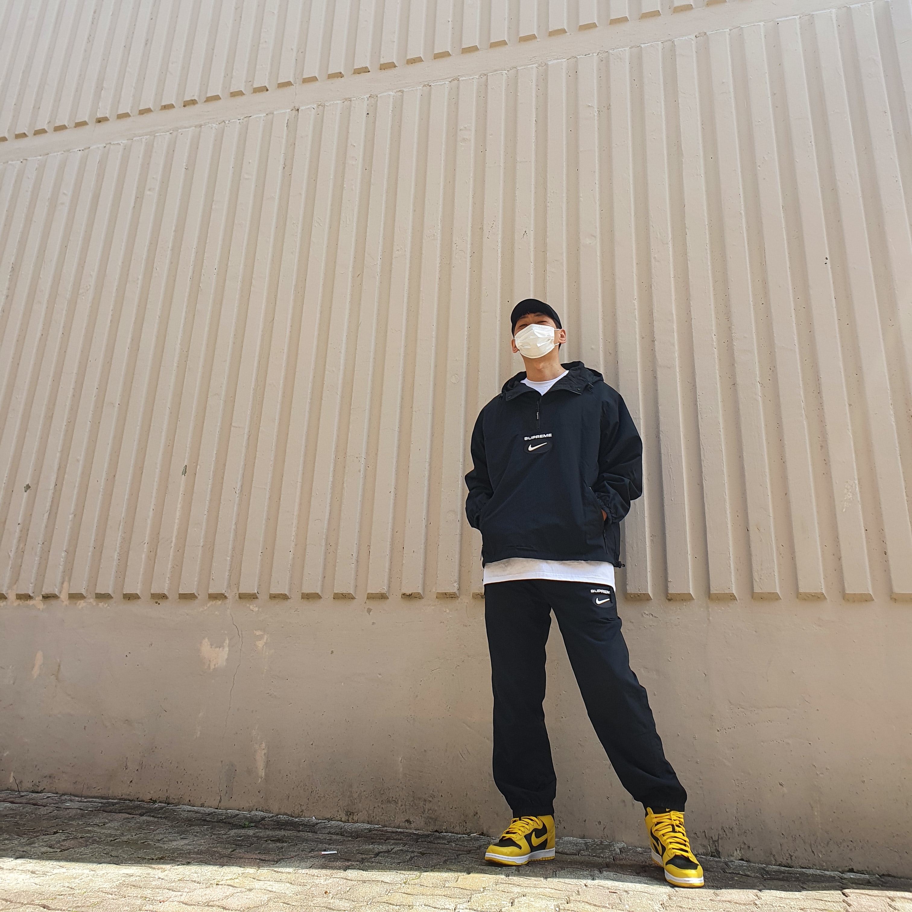 Supreme x Nike Jewel Reversible Ripstop Anorak Black - 20FW, Supreme x Nike Jewel Reversible Ripstop Pants Black - 20FW 착용 스타일