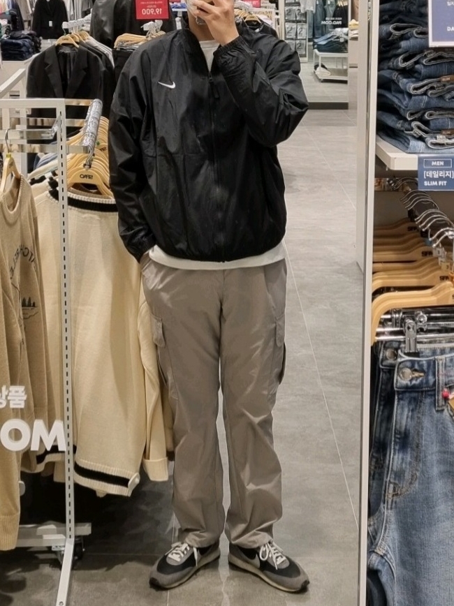 Nike Daybreak SP Black Metallic Silver 착용 스타일