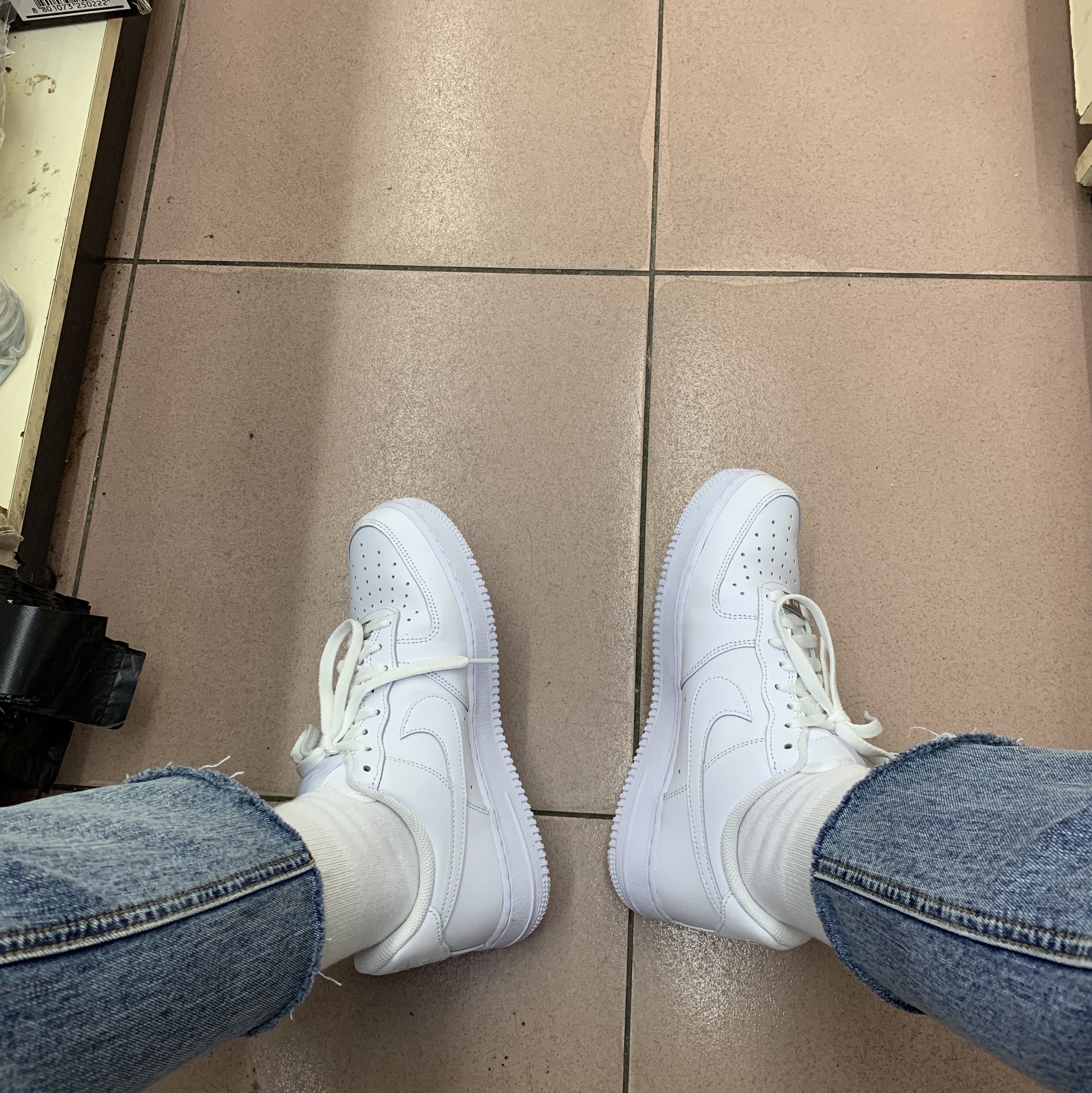 Nike Air Force 1 '07 Low White 착용 스타일