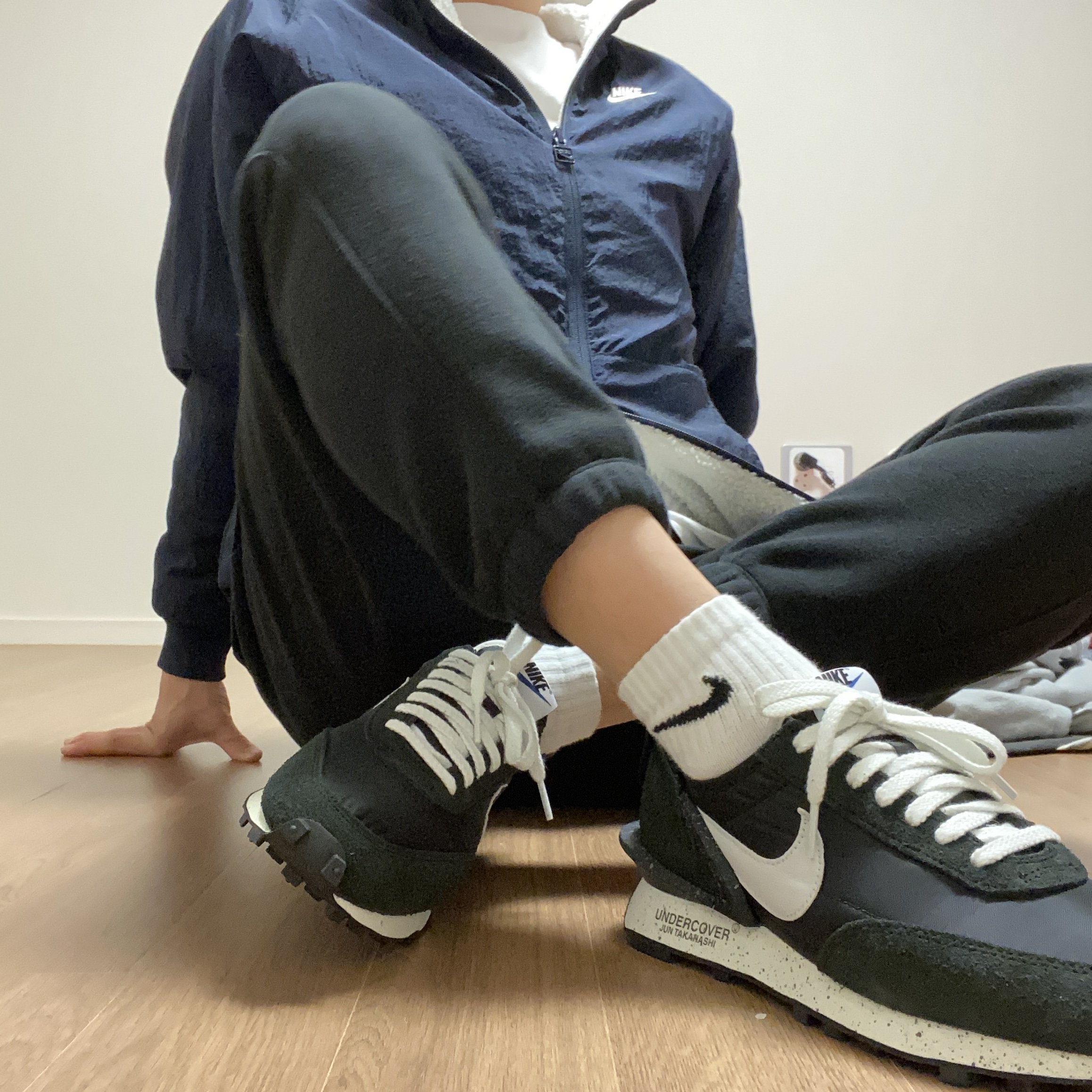 Nike x Undercover Daybreak Black, Nike Big Swoosh Full Zip Jacket White Navy 착용 스타일