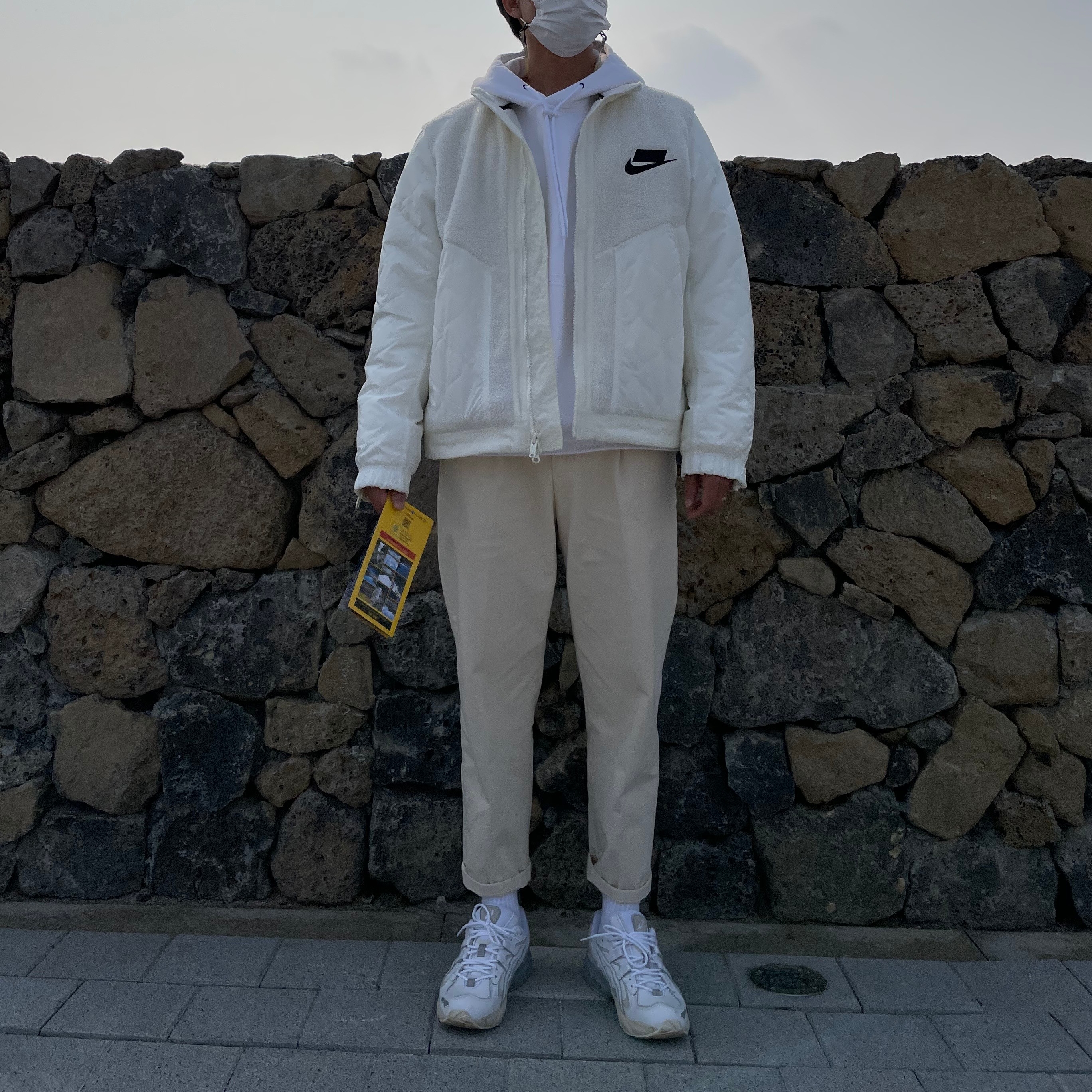 Nike M NRG Hoodie White, Asics Gel-Kayano 5 OG White 착용 스타일 - 4