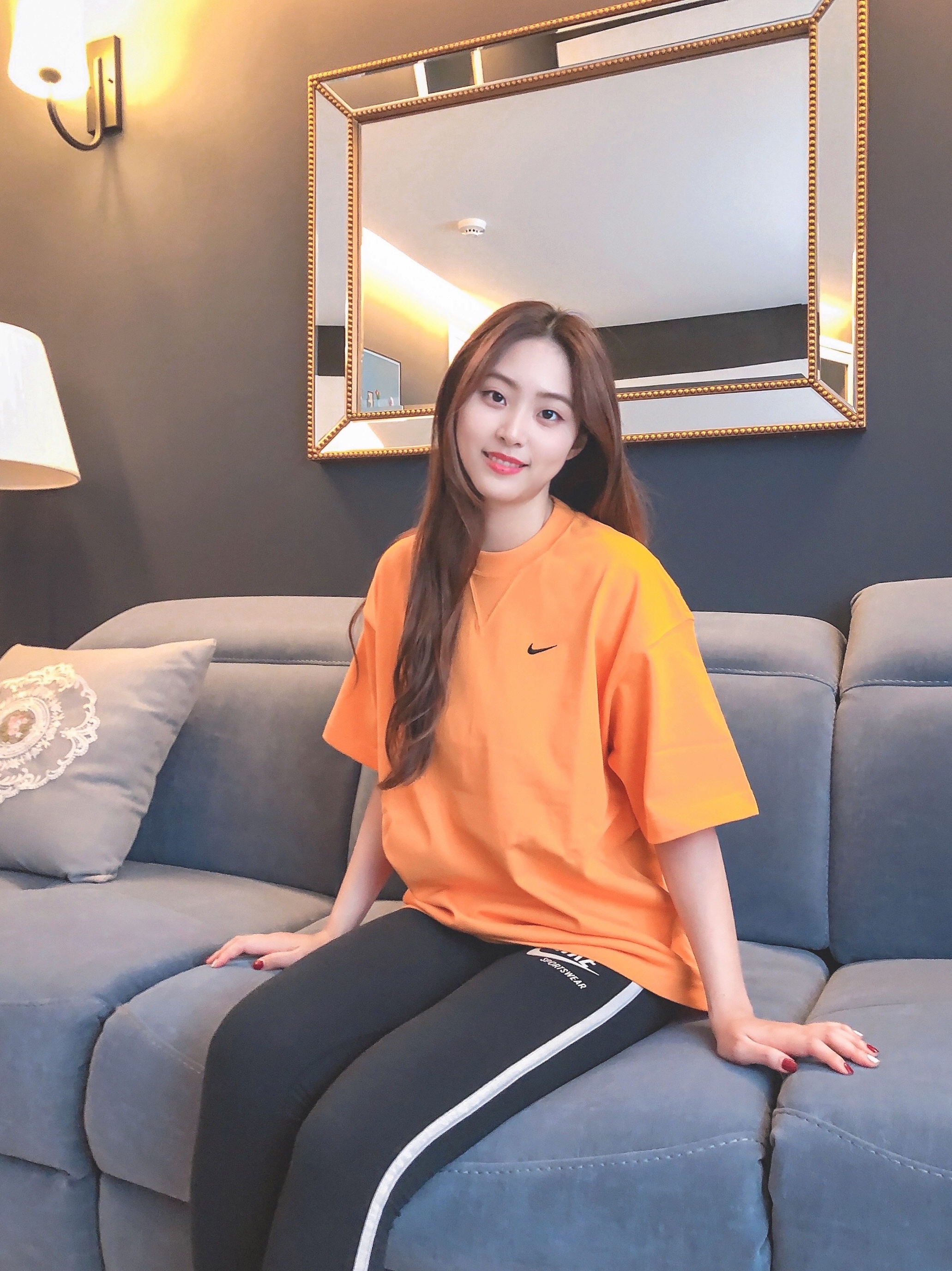Nike x Kim Jones Oversized T-Shirt Circuit Orange - Asia, Nike x Kim Jones Oversized T-Shirt Circuit Orange - US/EU 착용 스타일