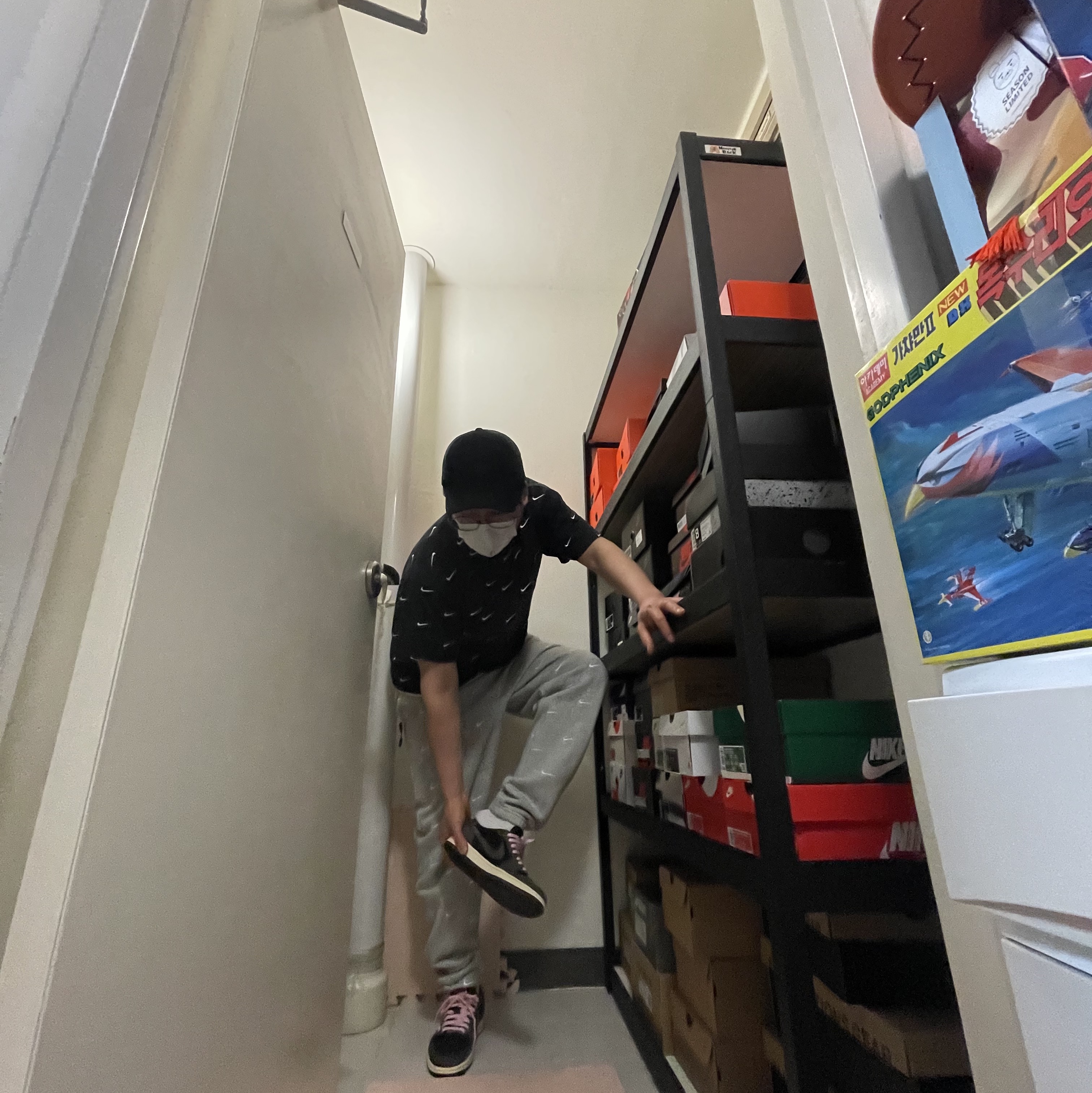 Jordan 1 x Travis Scott Retro Low OG SP Mocha 착용 스타일