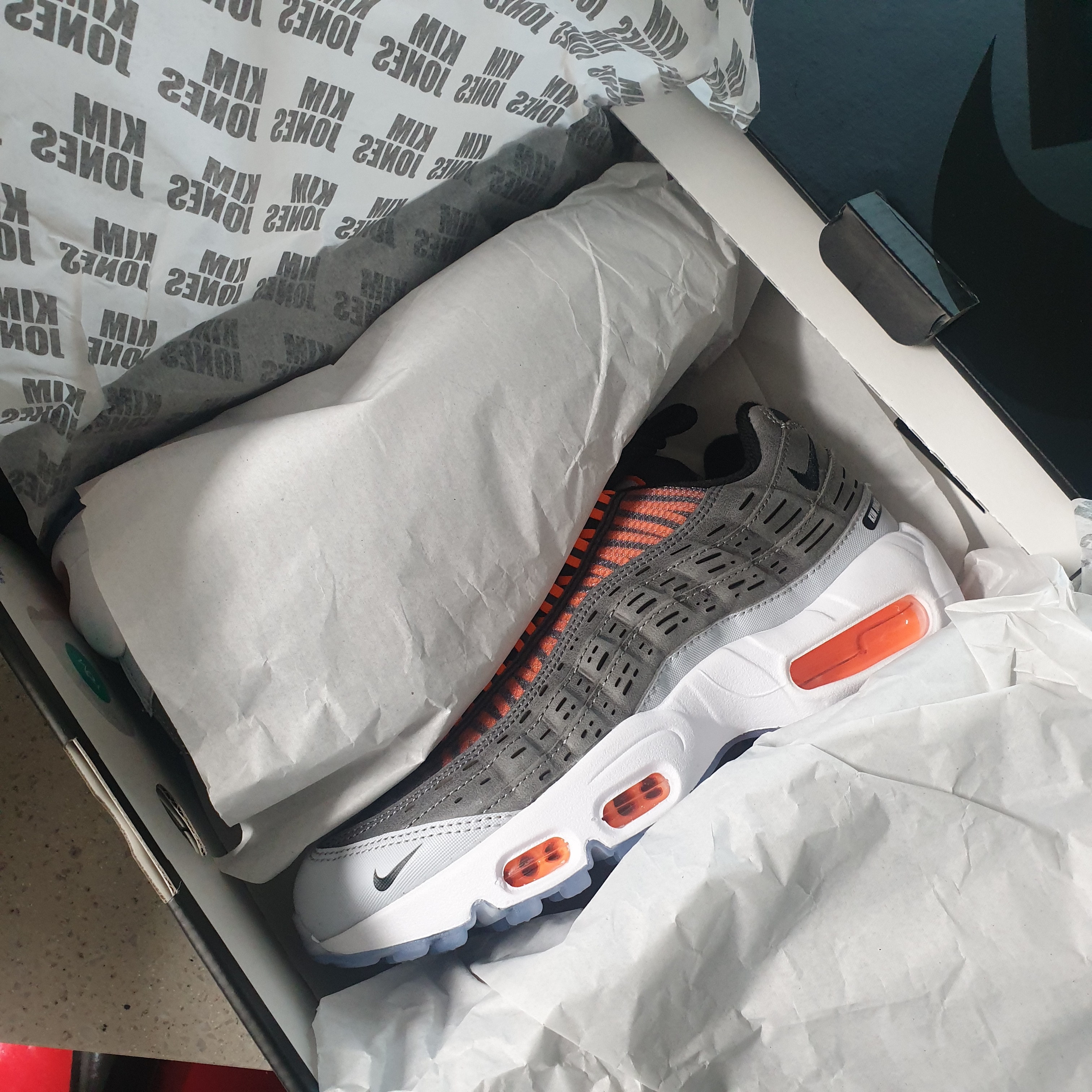 Nike x Kim Jones Air Max 95 Total Orange 착용 스타일 - 2