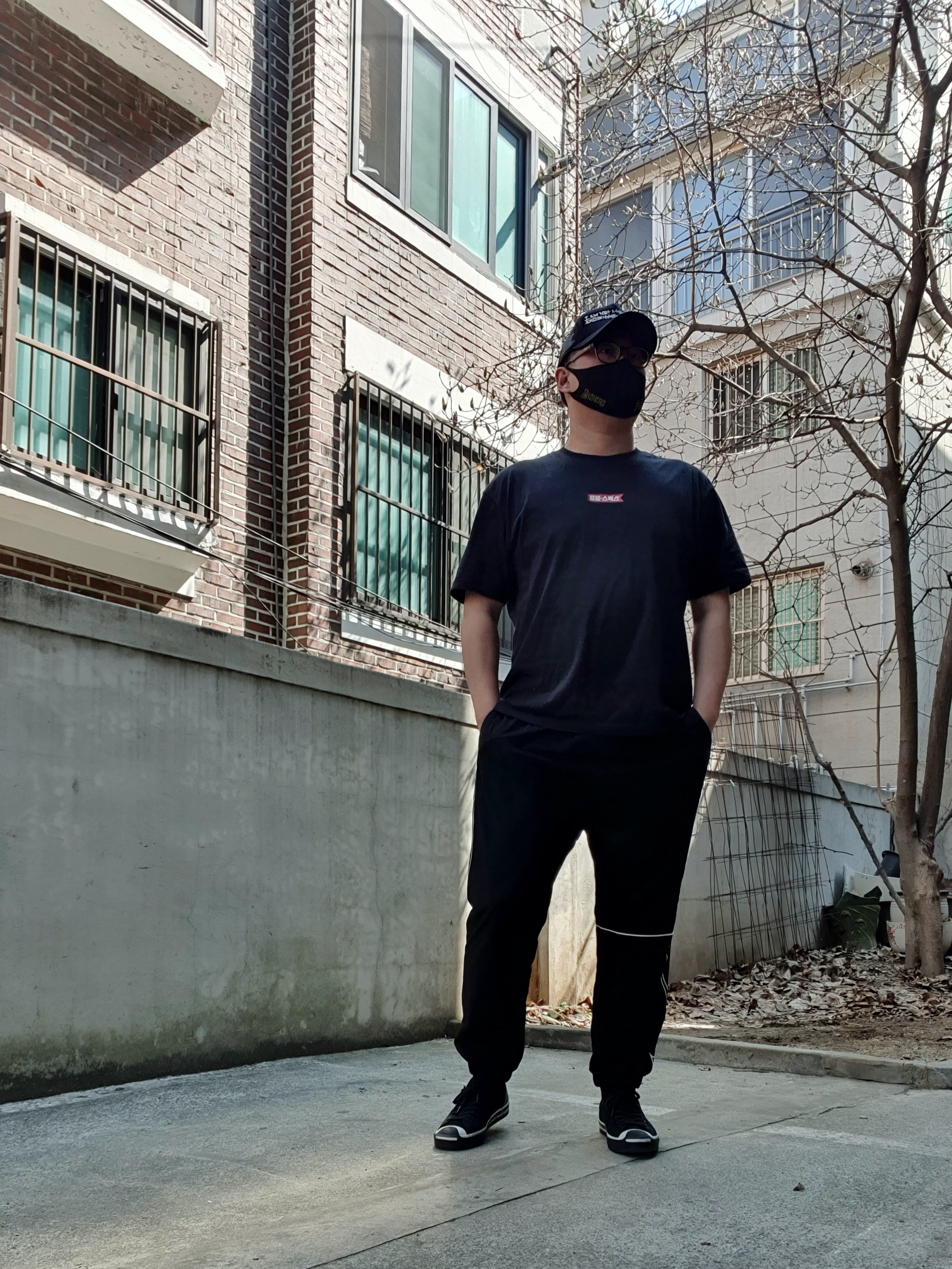 Converse x Neighborhood Jack Purcell Ox Motorcycle 착용 스타일