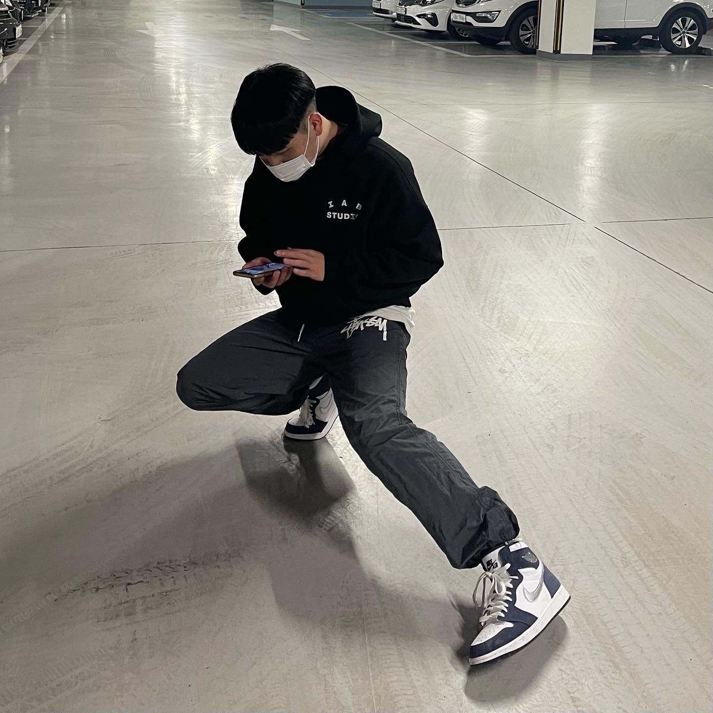 Nike x Stussy Beach Pants Off Noir, Jordan 1 Retro High OG CO.JP Midnight Navy 착용 스타일