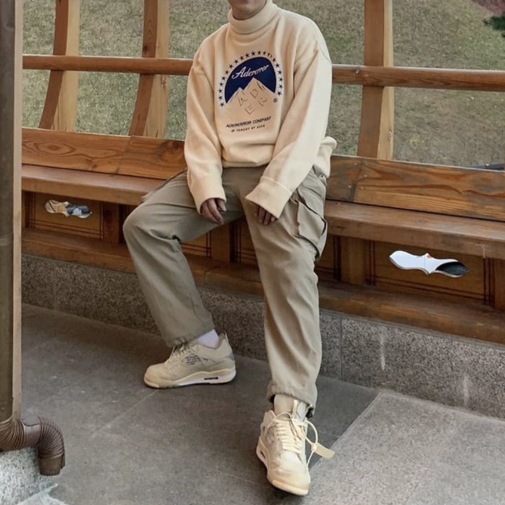 (W) Jordan 4 x Off-White Retro SP Sail 착용 스타일