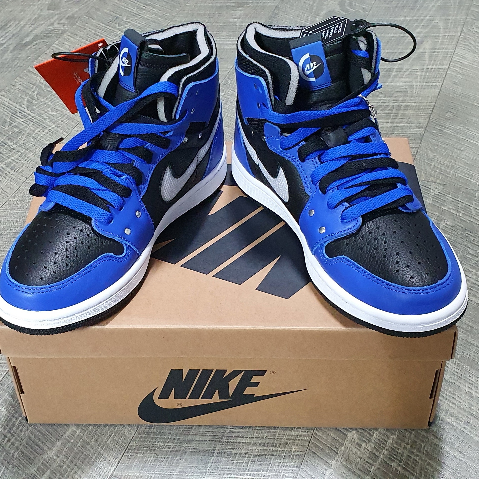 (W) Jordan 1 Zoom Air CMFT SE Sisterhood 착용 스타일 - 2